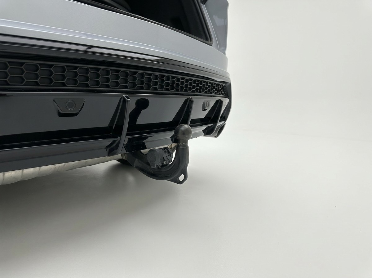 LAMBORGHINI Urus E-Gear-image-12