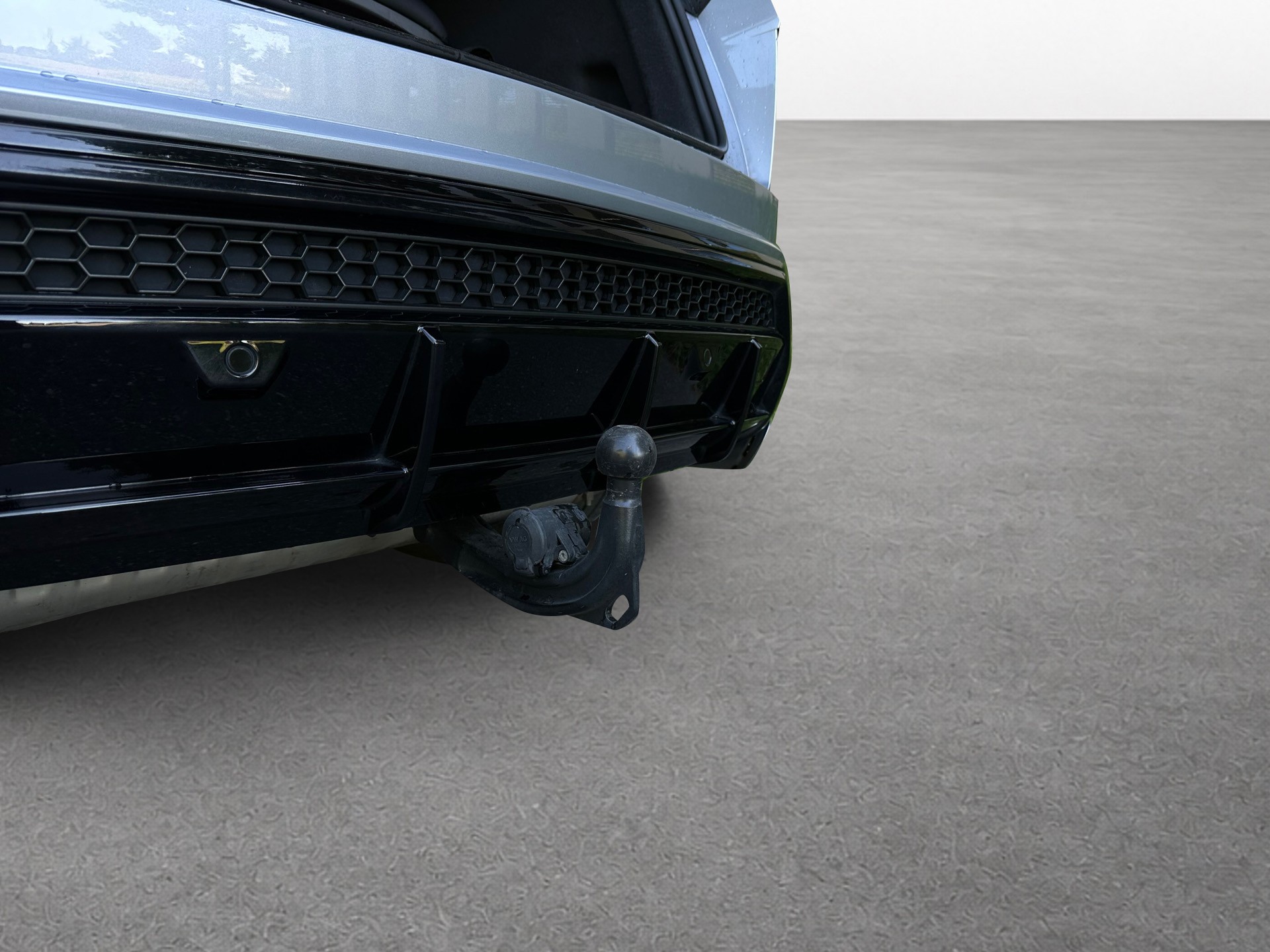 LAMBORGHINI Urus E-Gear-image-12