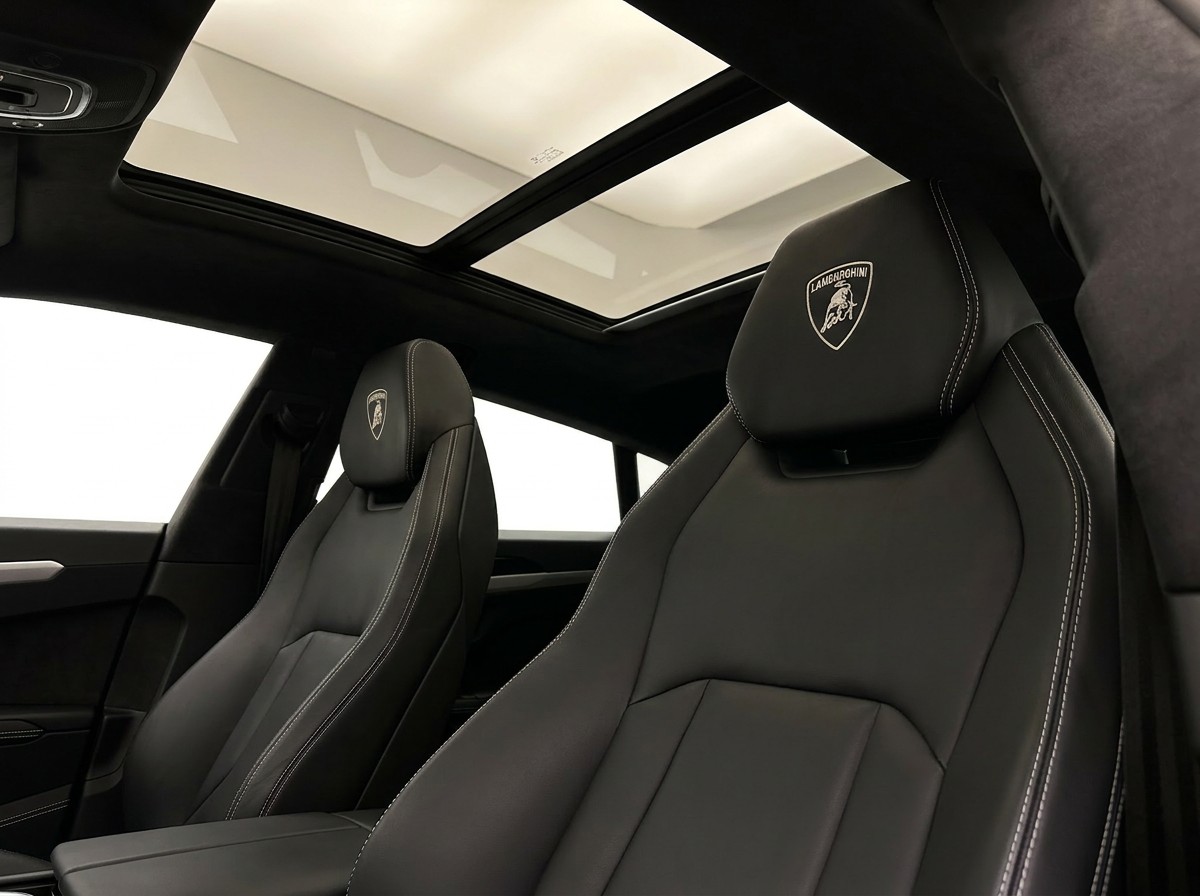 LAMBORGHINI Urus E-Gear-image-8