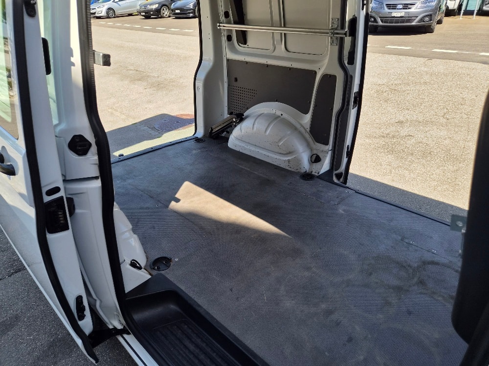 VW T6.1 2.0 TDI 4Motion-image-15