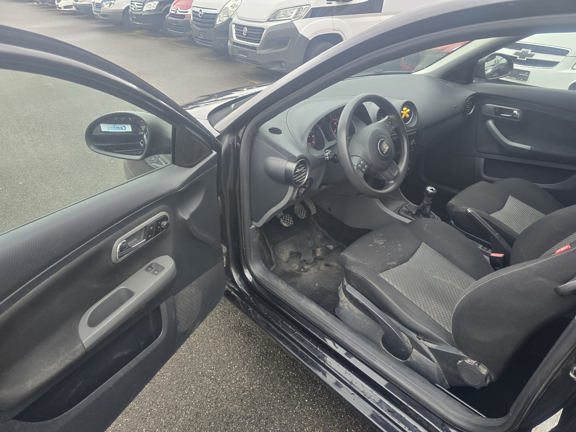 SEAT Ibiza 1.4 16V Reference-image-8