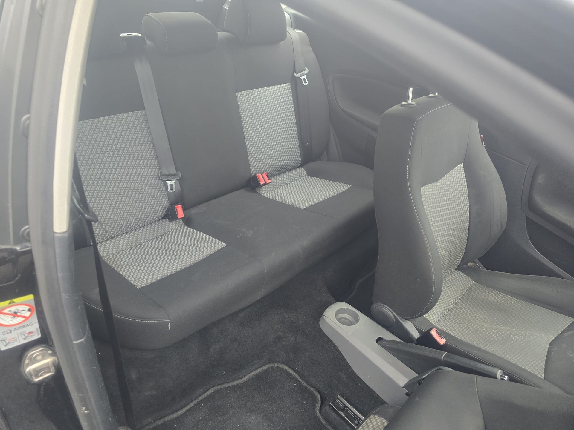 SEAT Ibiza 1.4 16V Reference-image-11
