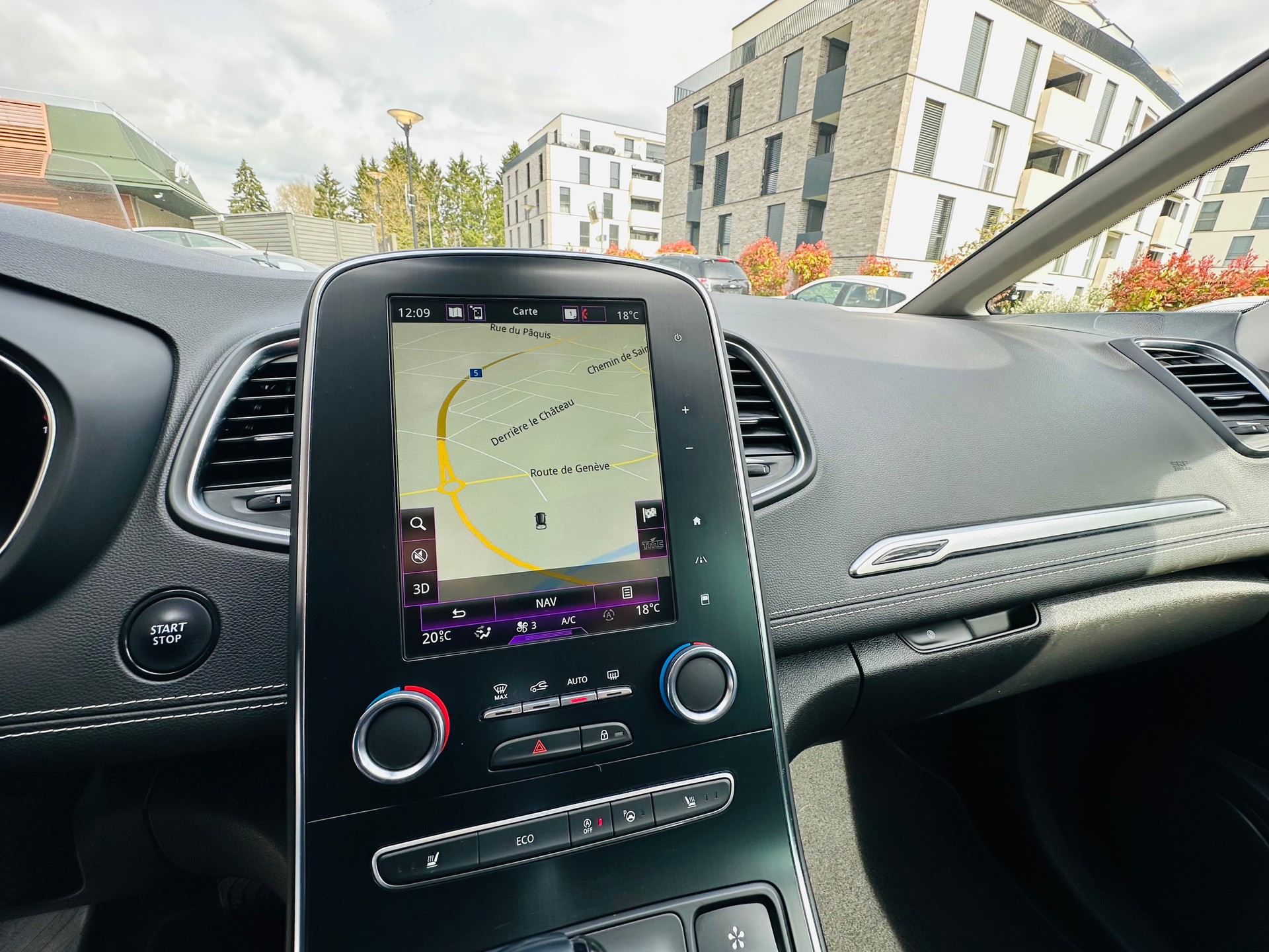 RENAULT Grand Scénic 1.3 16V Turbo Initiale Paris EDC-image-13