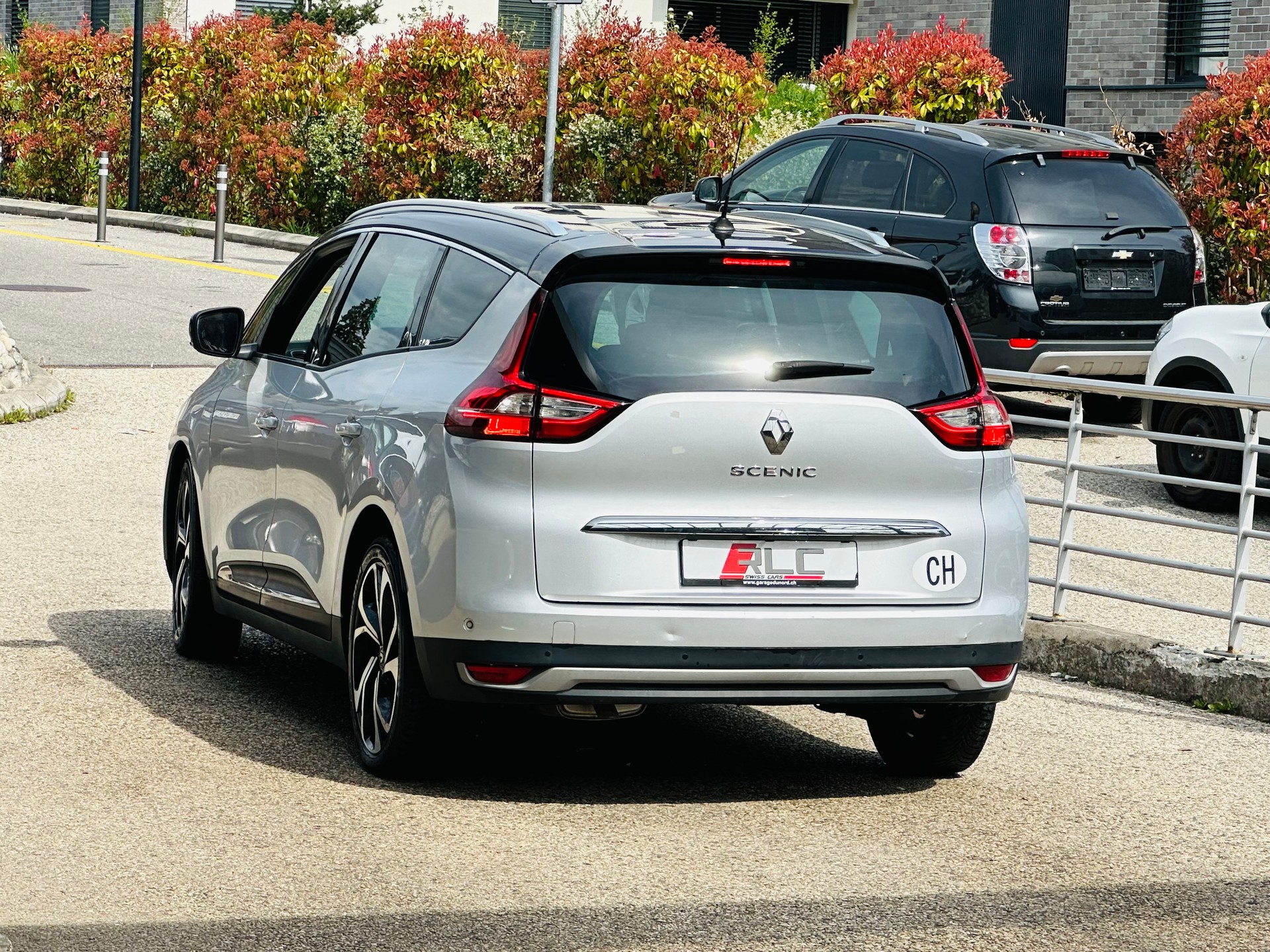 RENAULT Grand Scénic 1.3 16V Turbo Initiale Paris EDC-image-6