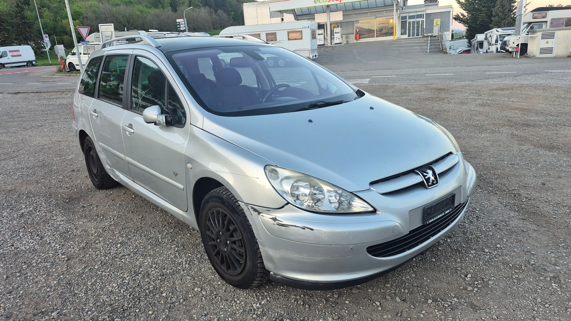 PEUGEOT 307 2.0 16V XS-image-2