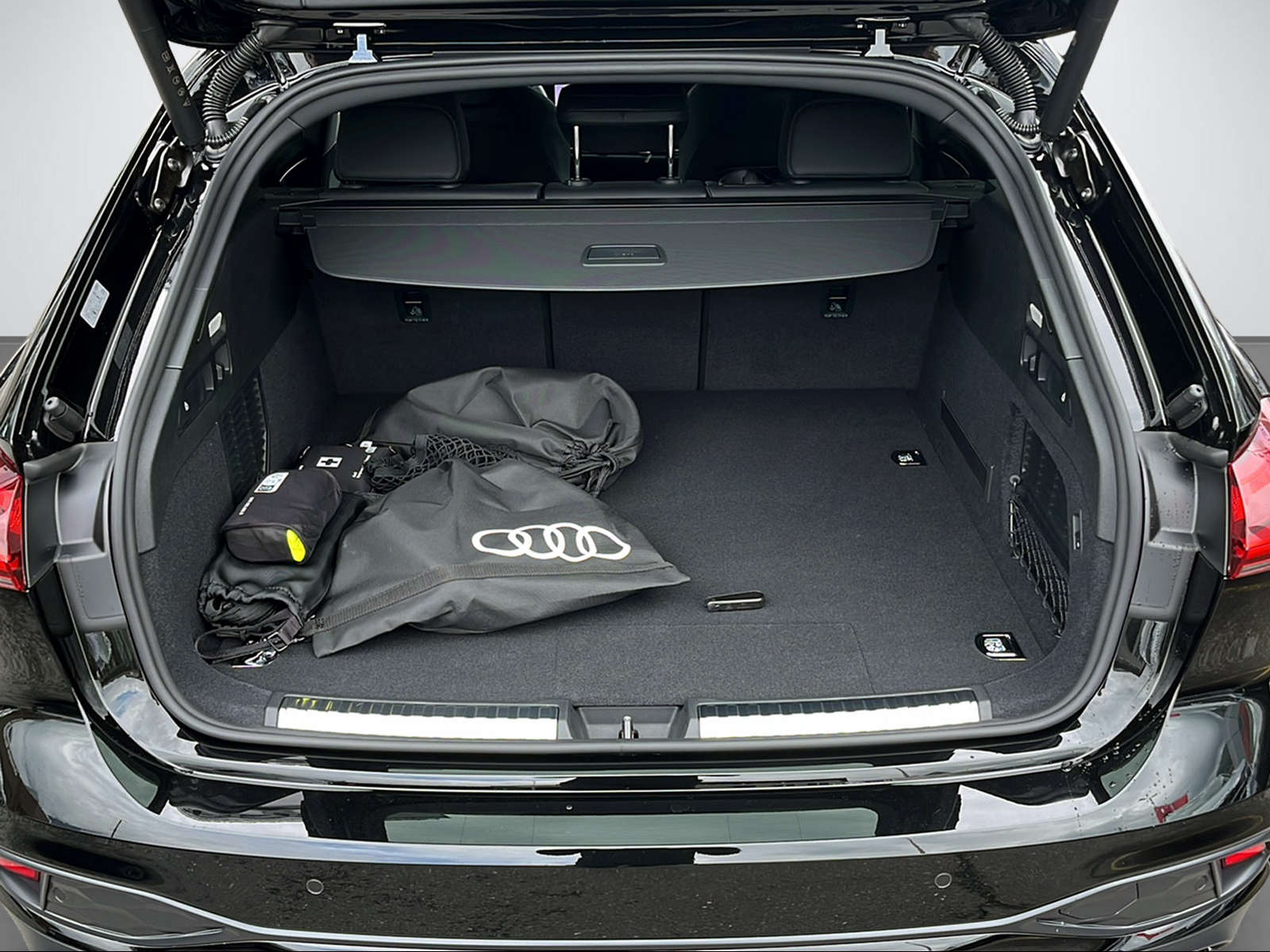 AUDI A5 AV e-hybrid quattro 220 kW-image-6