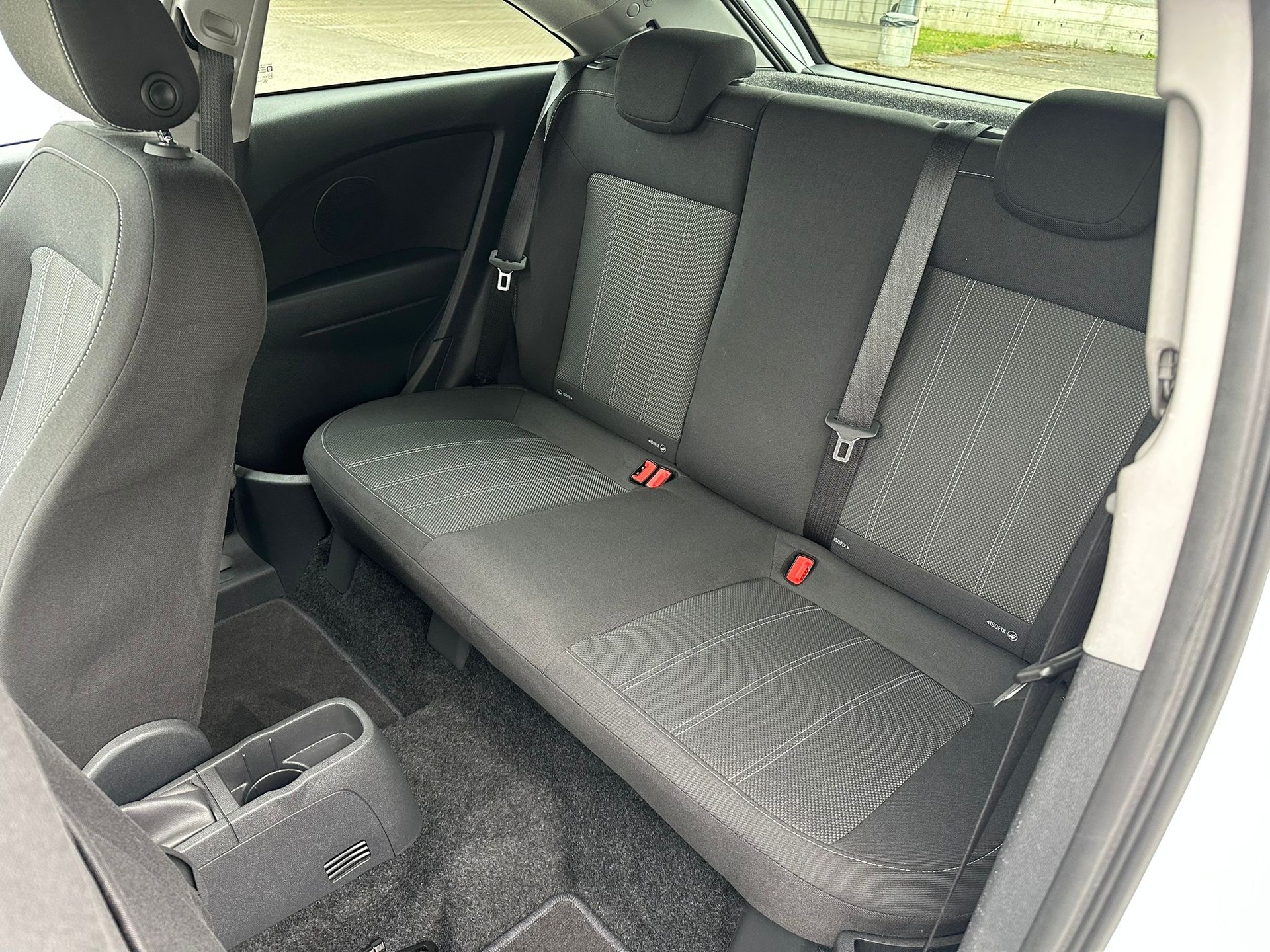 OPEL Corsa 1.4 TP Color Edition-image-14
