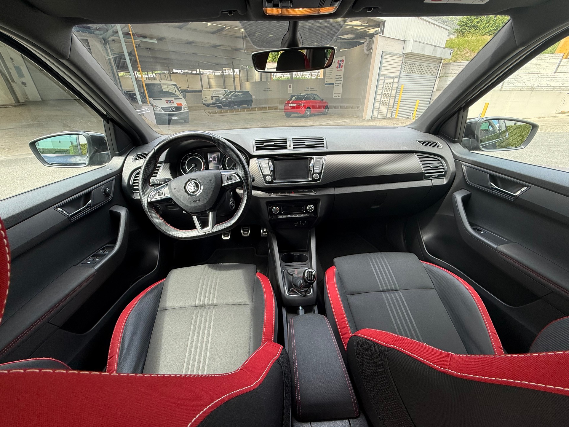SKODA Fabia 1.0 MPI Monte Carlo-image-8