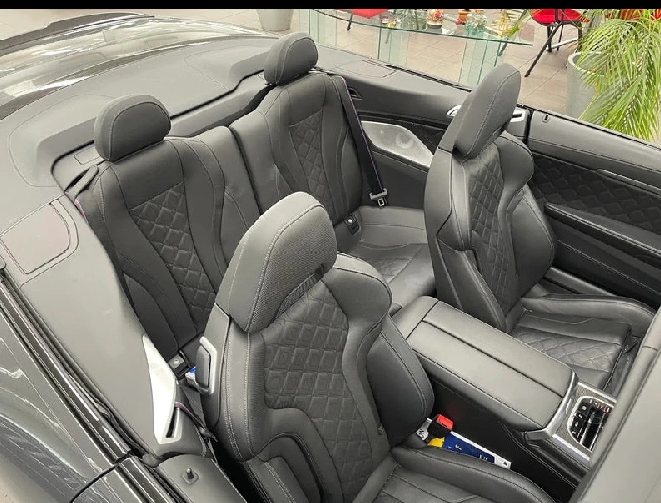 BMW M8 xDrive M Competition Steptronic-image-10