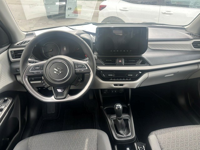 SUZUKI Swift 1.2 Sakura Hybrid 4x4-image-5
