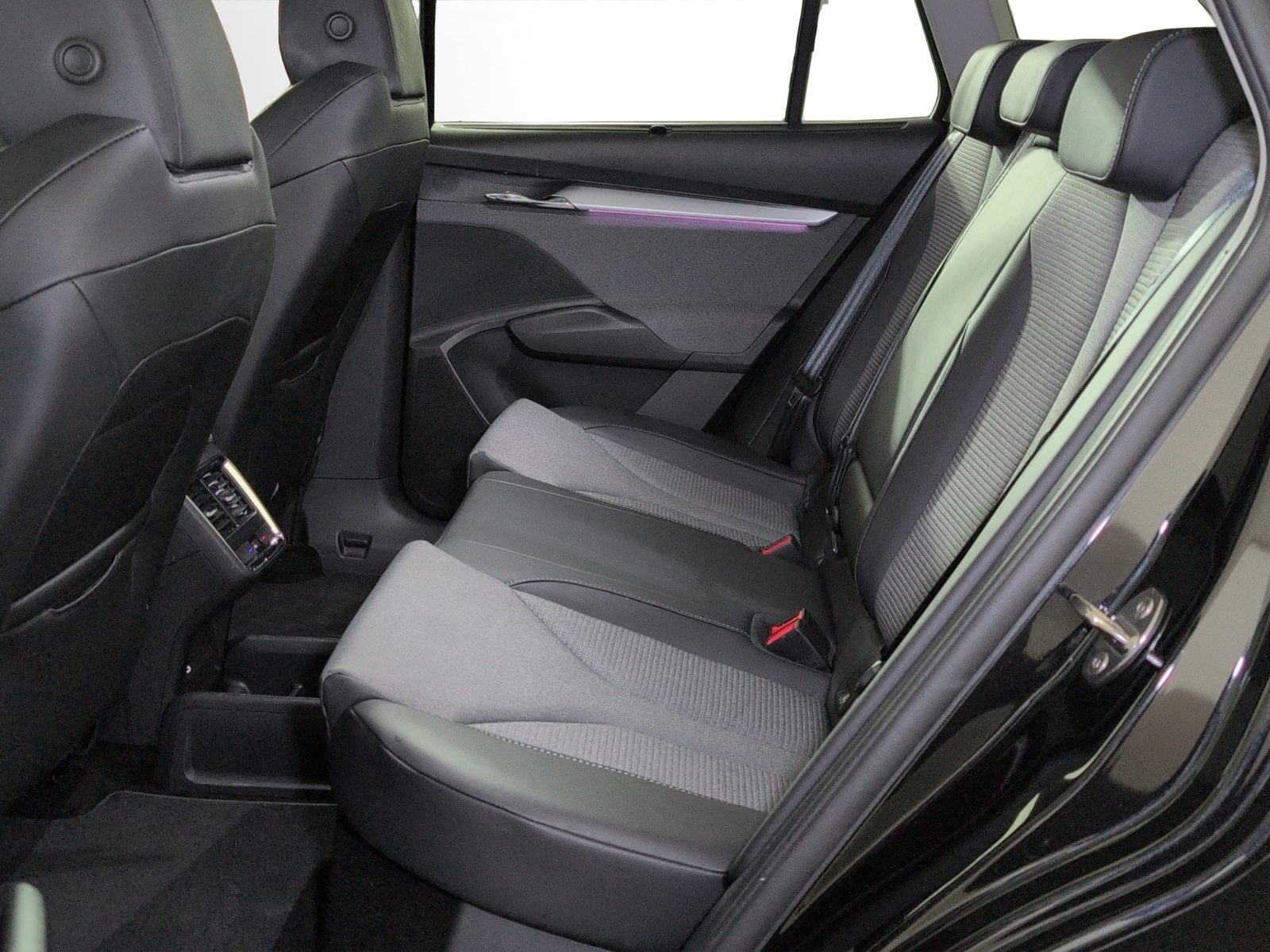 SKODA Enyaq 85-image-7