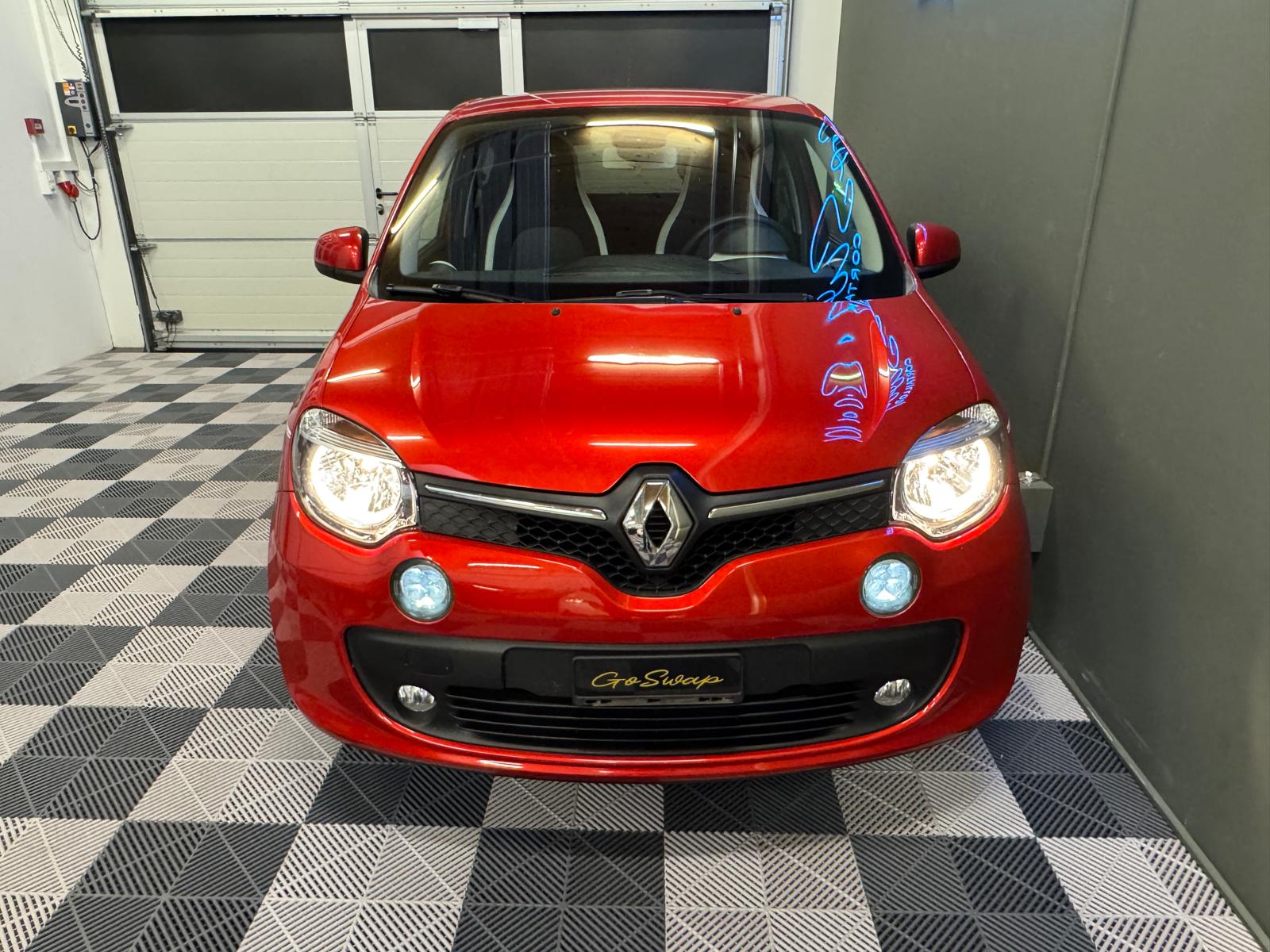 RENAULT Twingo 0.9 90th Anniversary-image-8