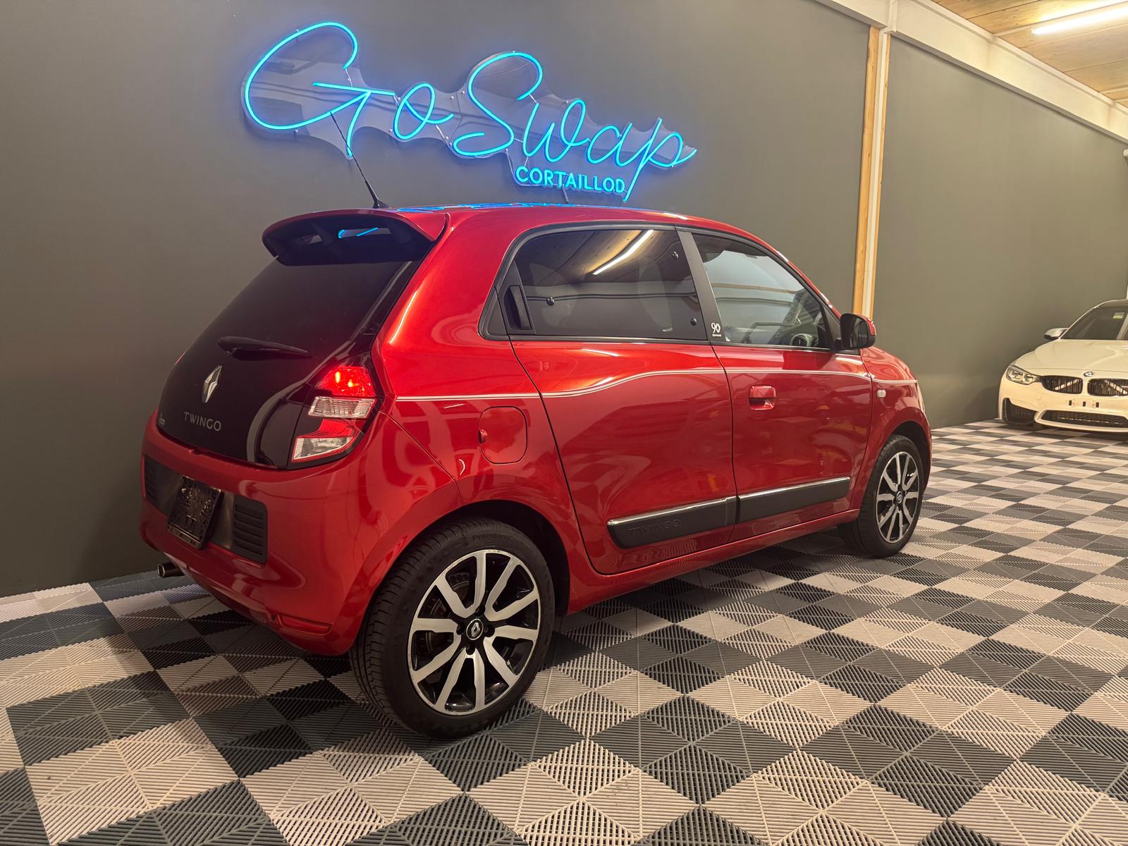 RENAULT Twingo 0.9 90th Anniversary-image-5