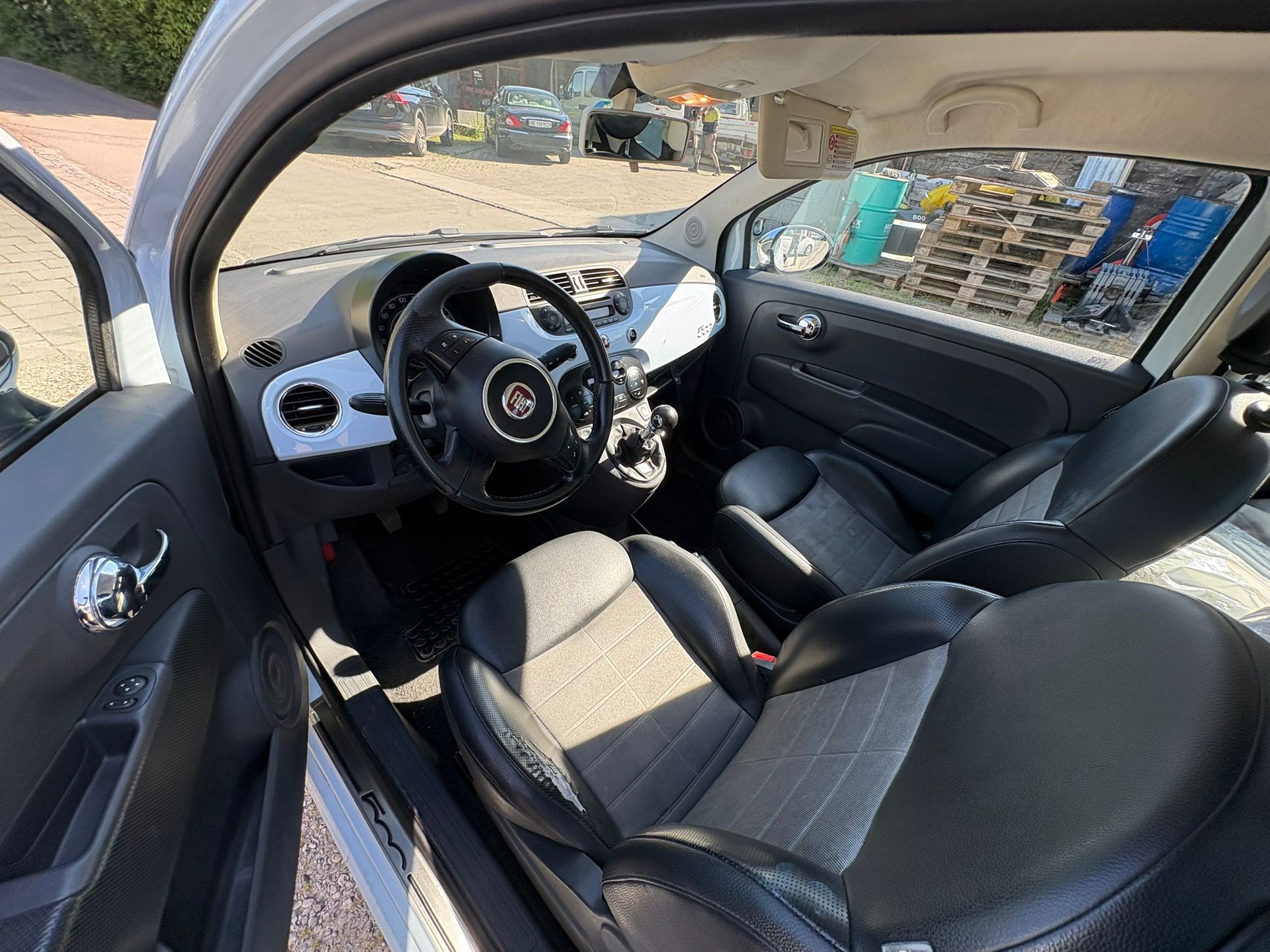 FIAT 500 1.4 16V Sport Leder MFK gepflegt TOP-image-2