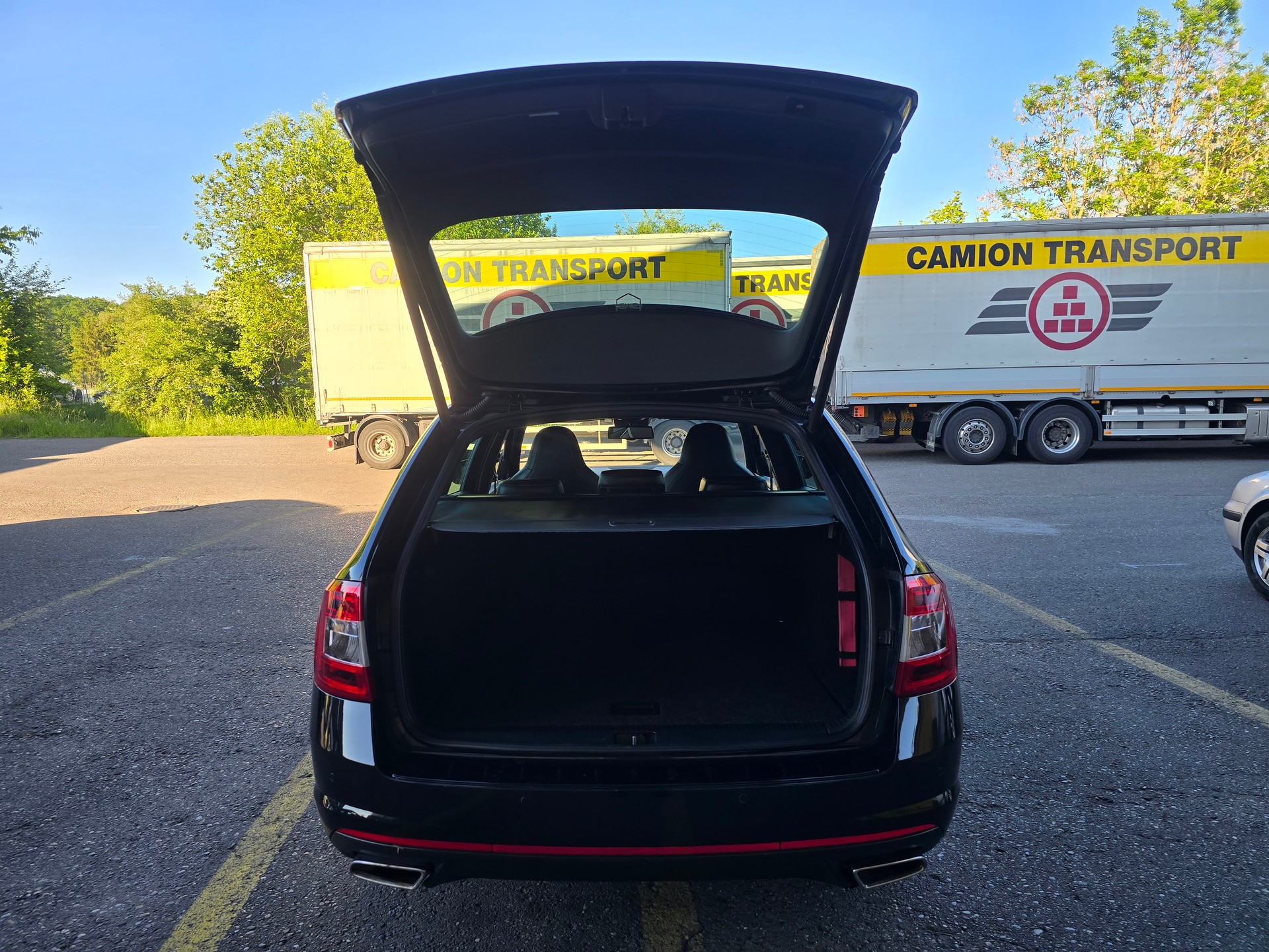 SKODA Octavia Combi 2.0 TDI RS 4x4 DSG-image-6