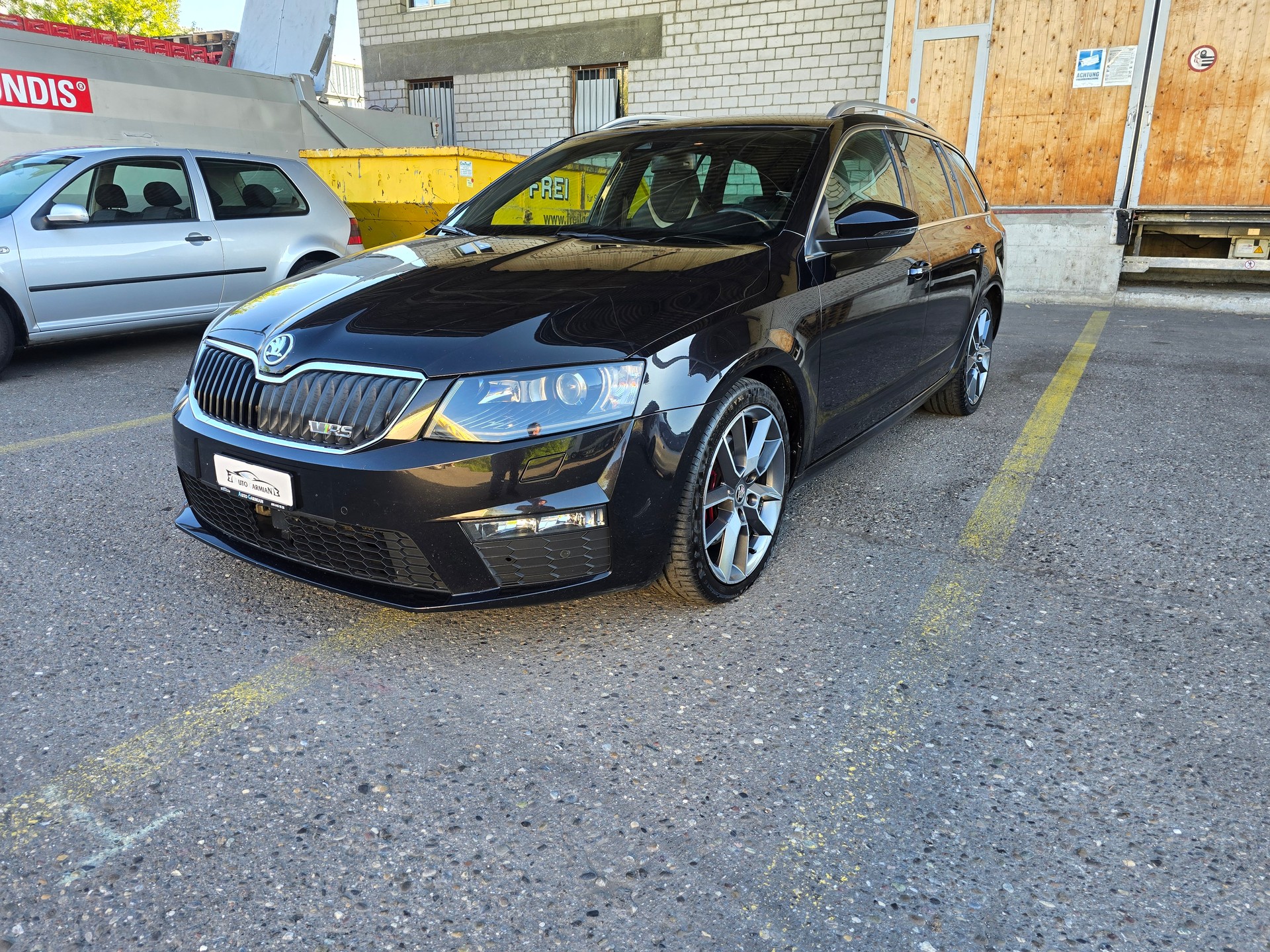 SKODA Octavia Combi 2.0 TDI RS 4x4 DSG-image-2