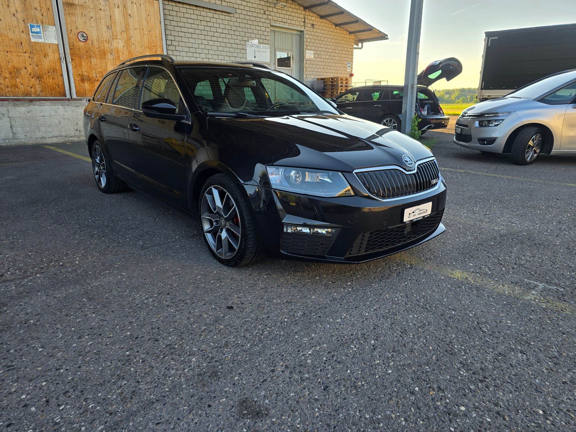 SKODA Octavia Combi 2.0 TDI RS 4x4 DSG-image-1