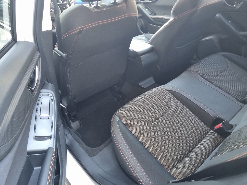 SUBARU XV 2.0 Swiss AWD Lineartronic-image-12