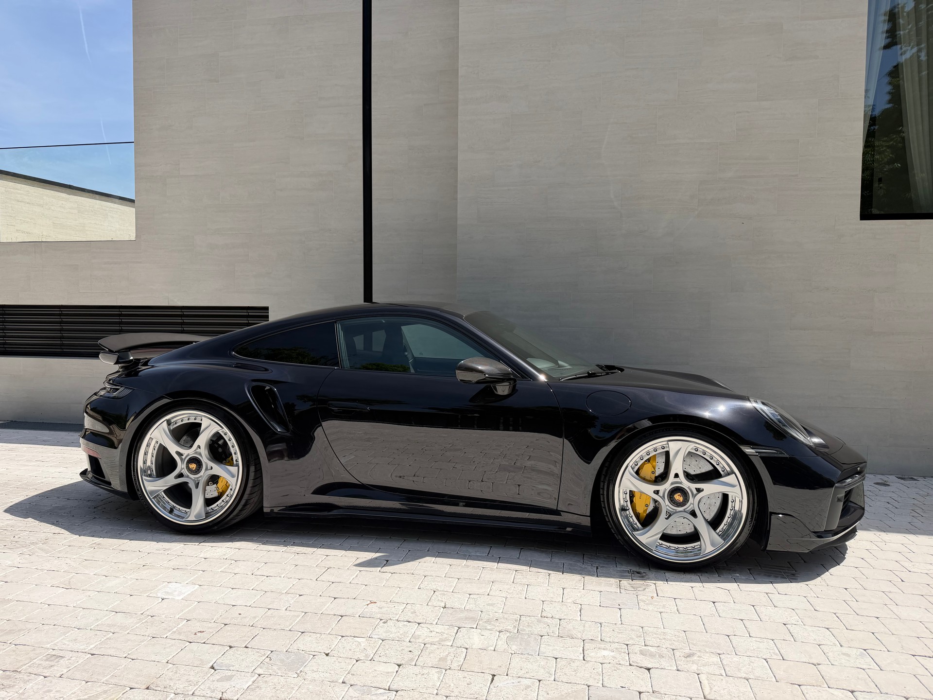 PORSCHE Turbo S-image-0