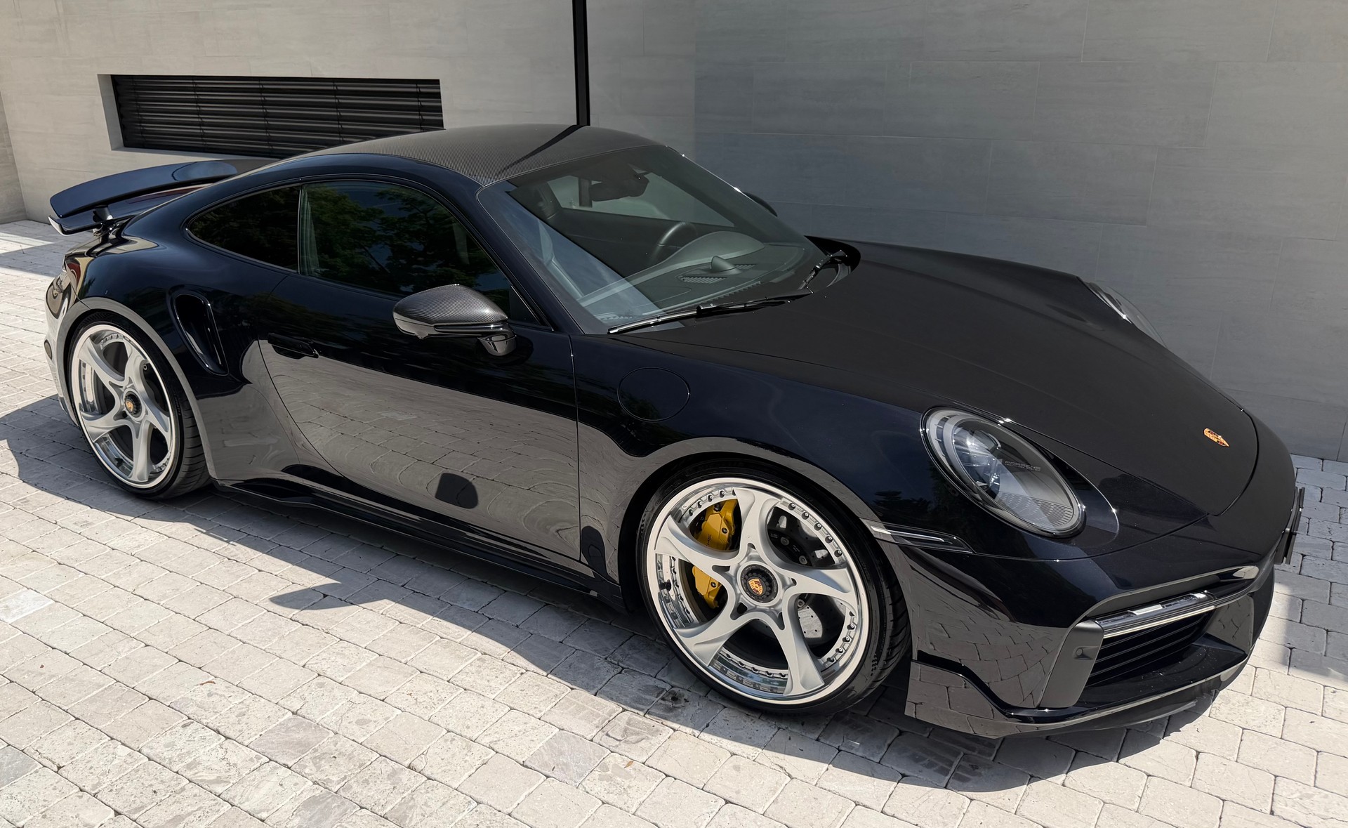 PORSCHE Turbo S-image-4