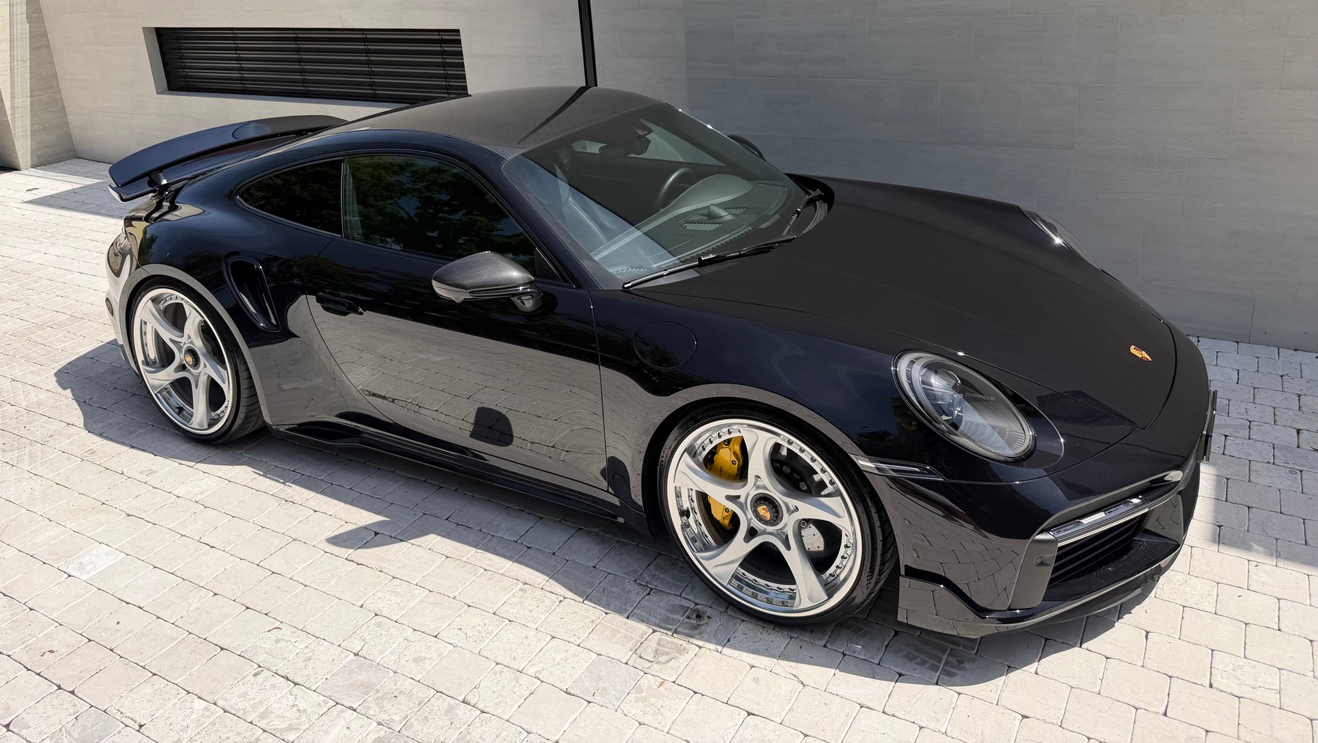 PORSCHE Turbo S-image-3