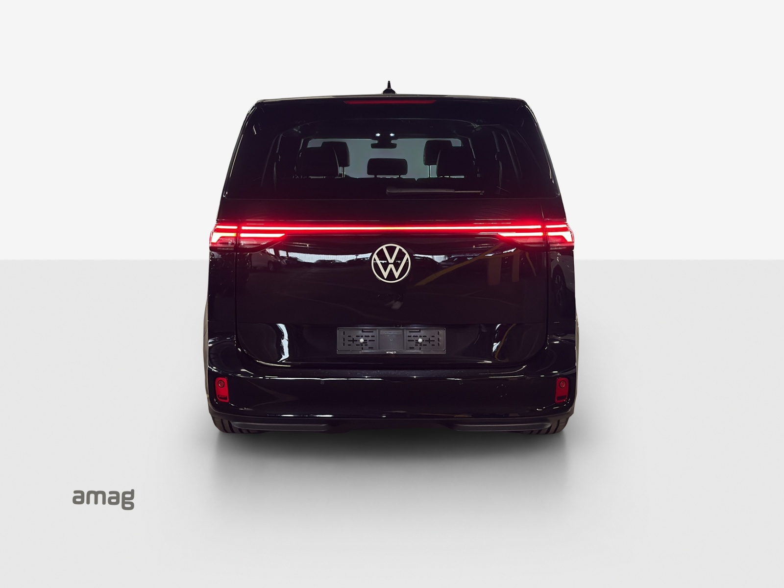 VW ID.Buzz NWB GTX 4 Motion-image-3