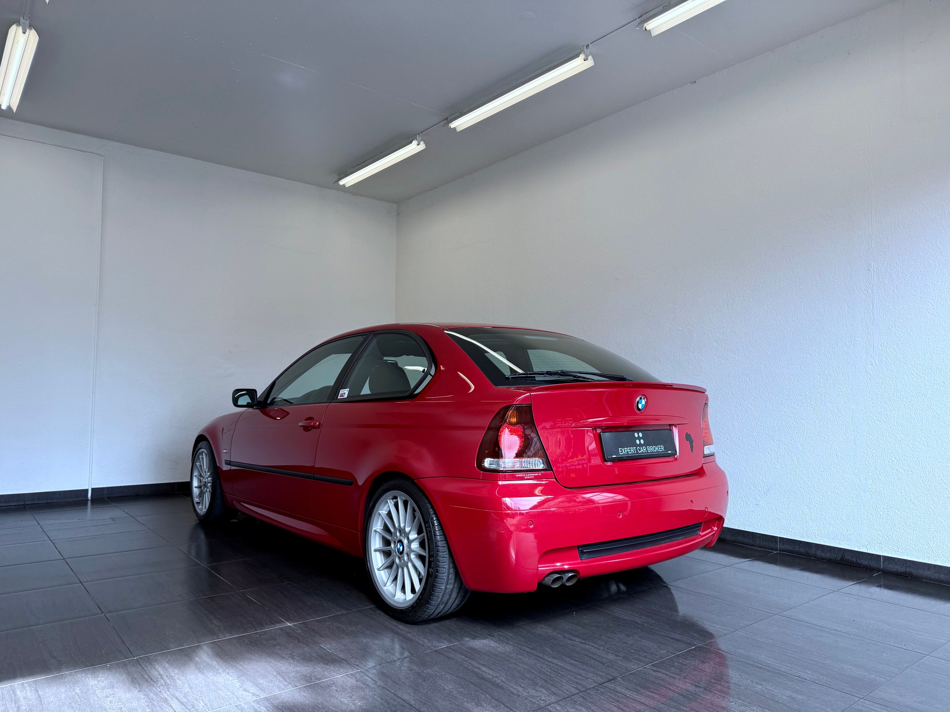 BMW 325 ti Compact-image-9