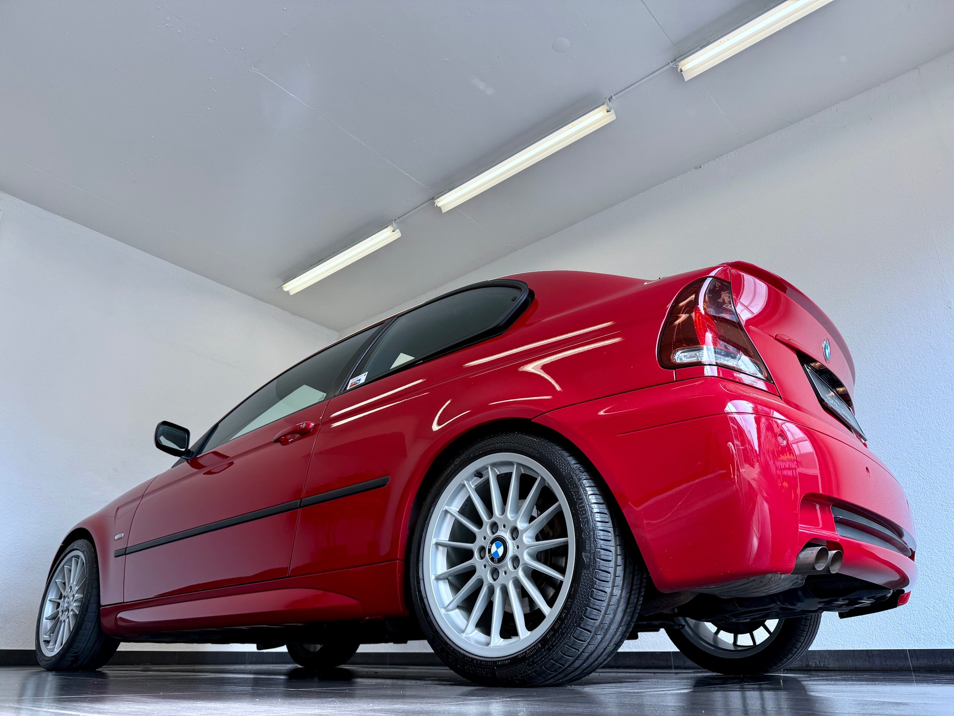 BMW 325 ti Compact-image-7