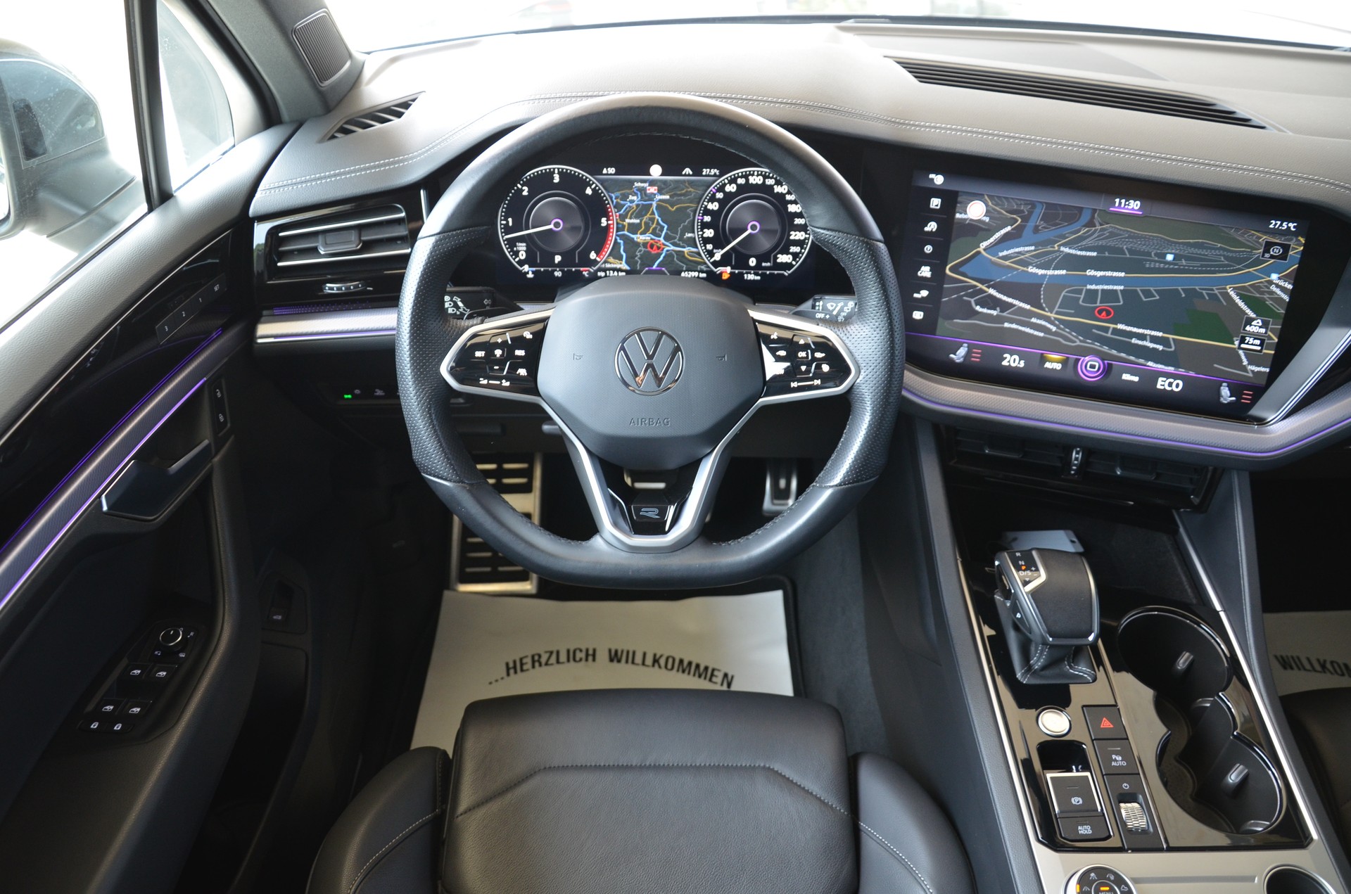 VW Touareg 3.0 TDI R Line Tiptronic*Ab MFK,VW Werksgarantie bis 26.01.2028 oder 100'000km*-image-12