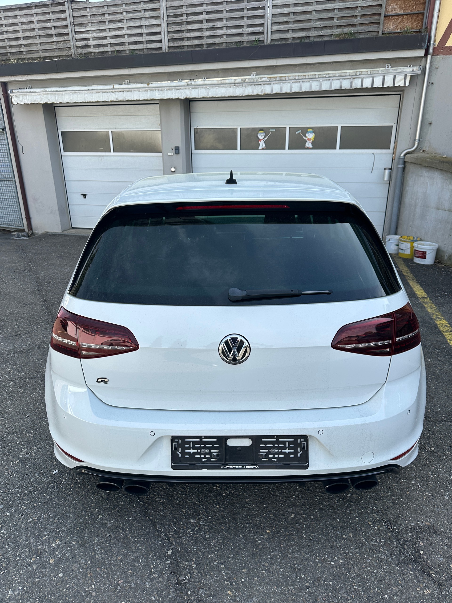 VW Golf 2.0 TSI R 4Motion DSG-image-9