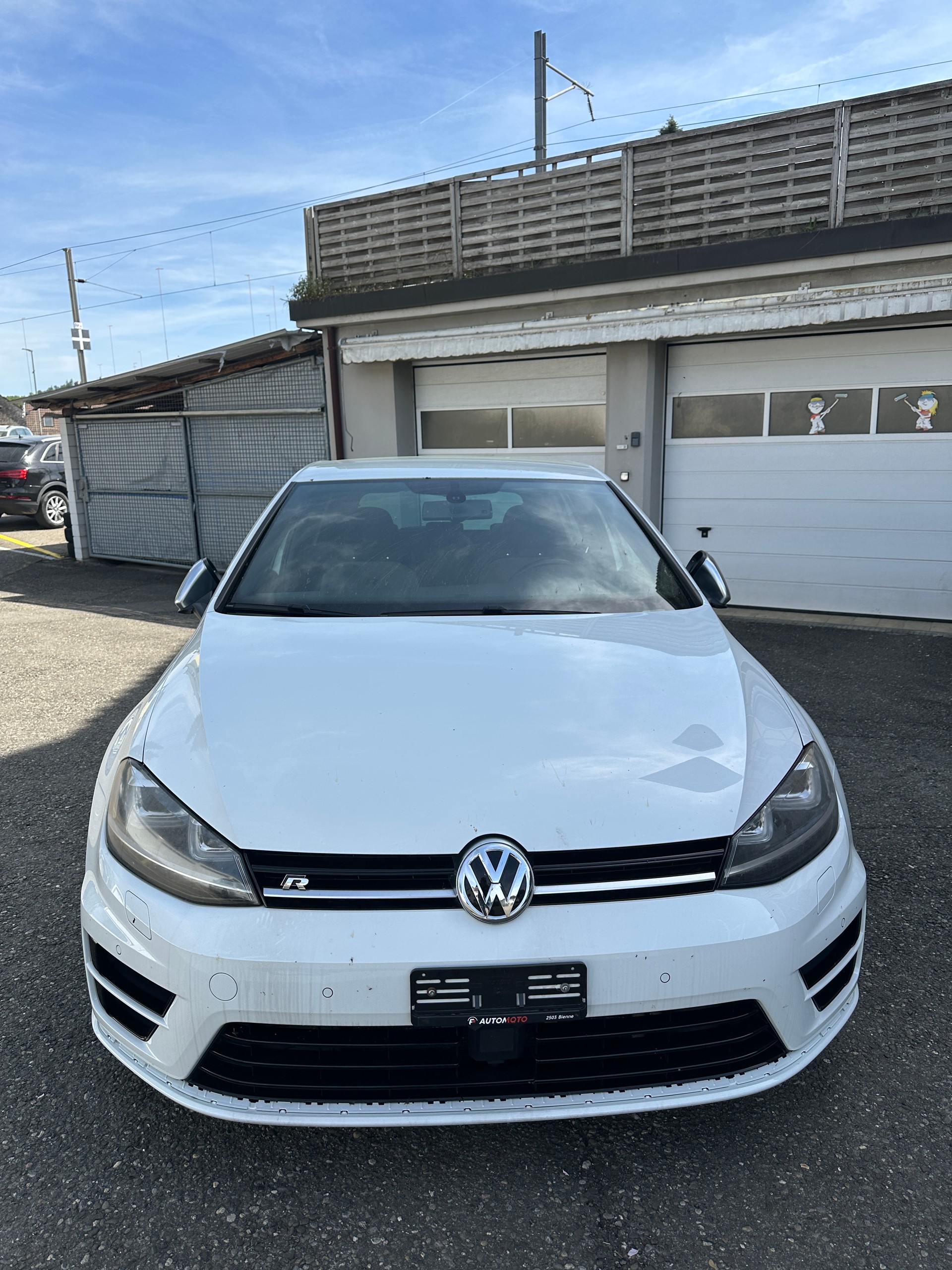 VW Golf 2.0 TSI R 4Motion DSG-image-0