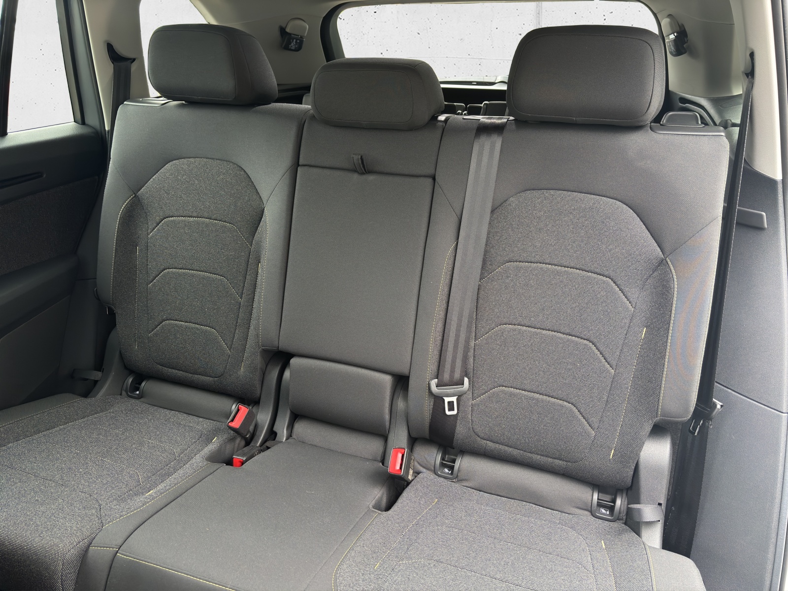 SKODA New Kodiaq 2.0 TSI Selection 4x4 7-Sitzer mit AHK, fortl. Werksgarantie-image-27