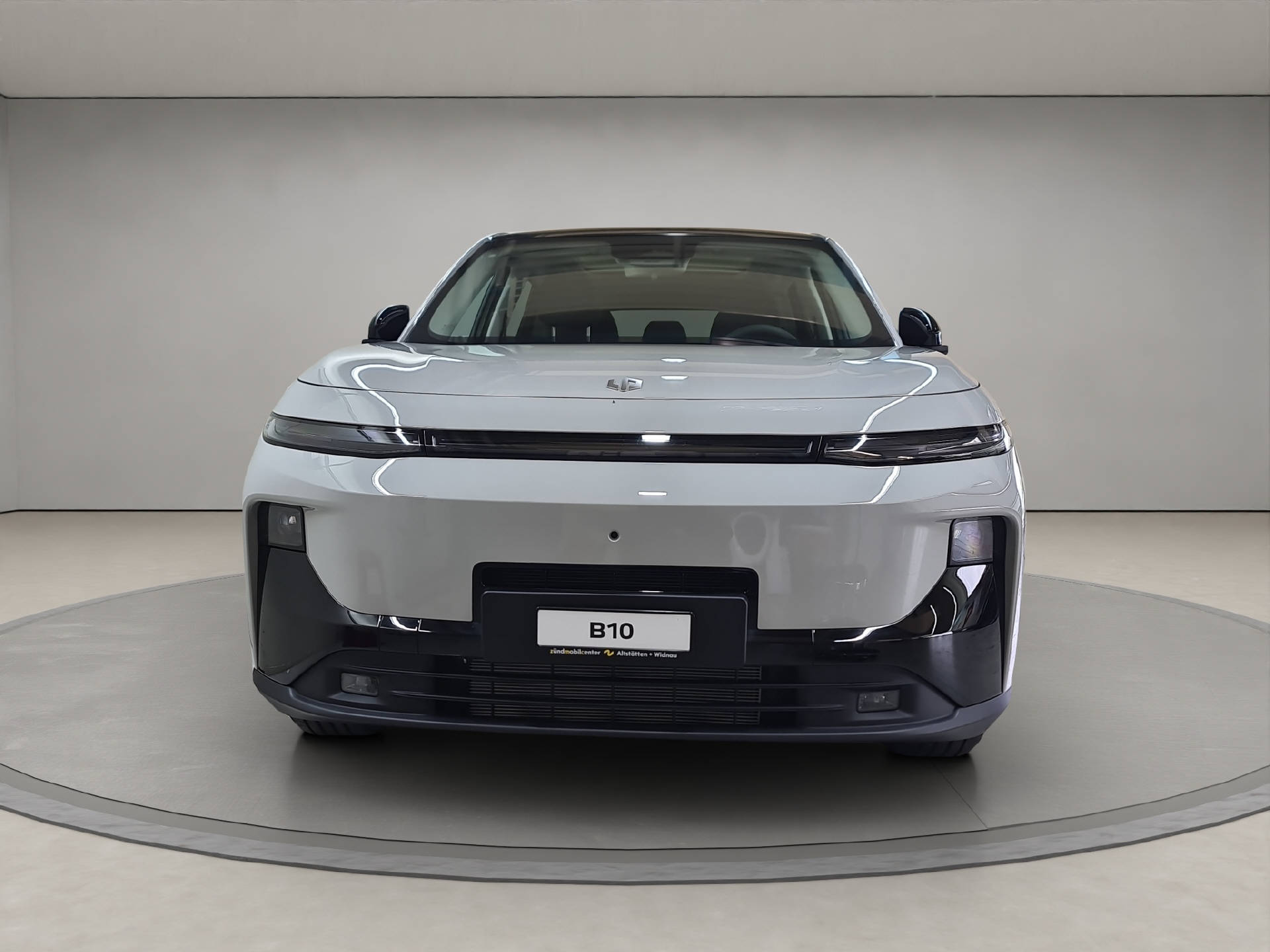 LEAPMOTOR B10 1.5 Hybrid EV-image-4
