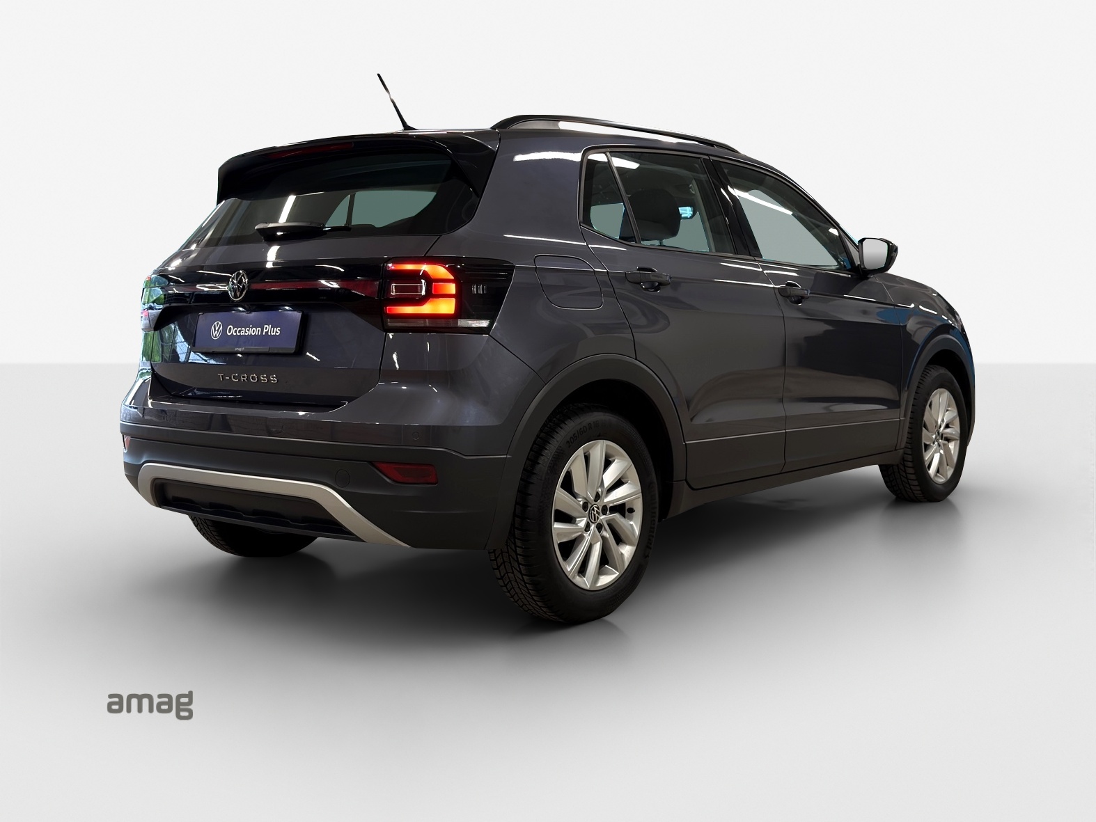VW T-Cross 1.0 TSI Life-image-4
