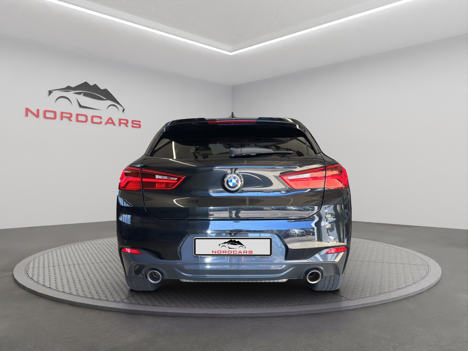 BMW X2 M35i Steptronic-showroom-element-3