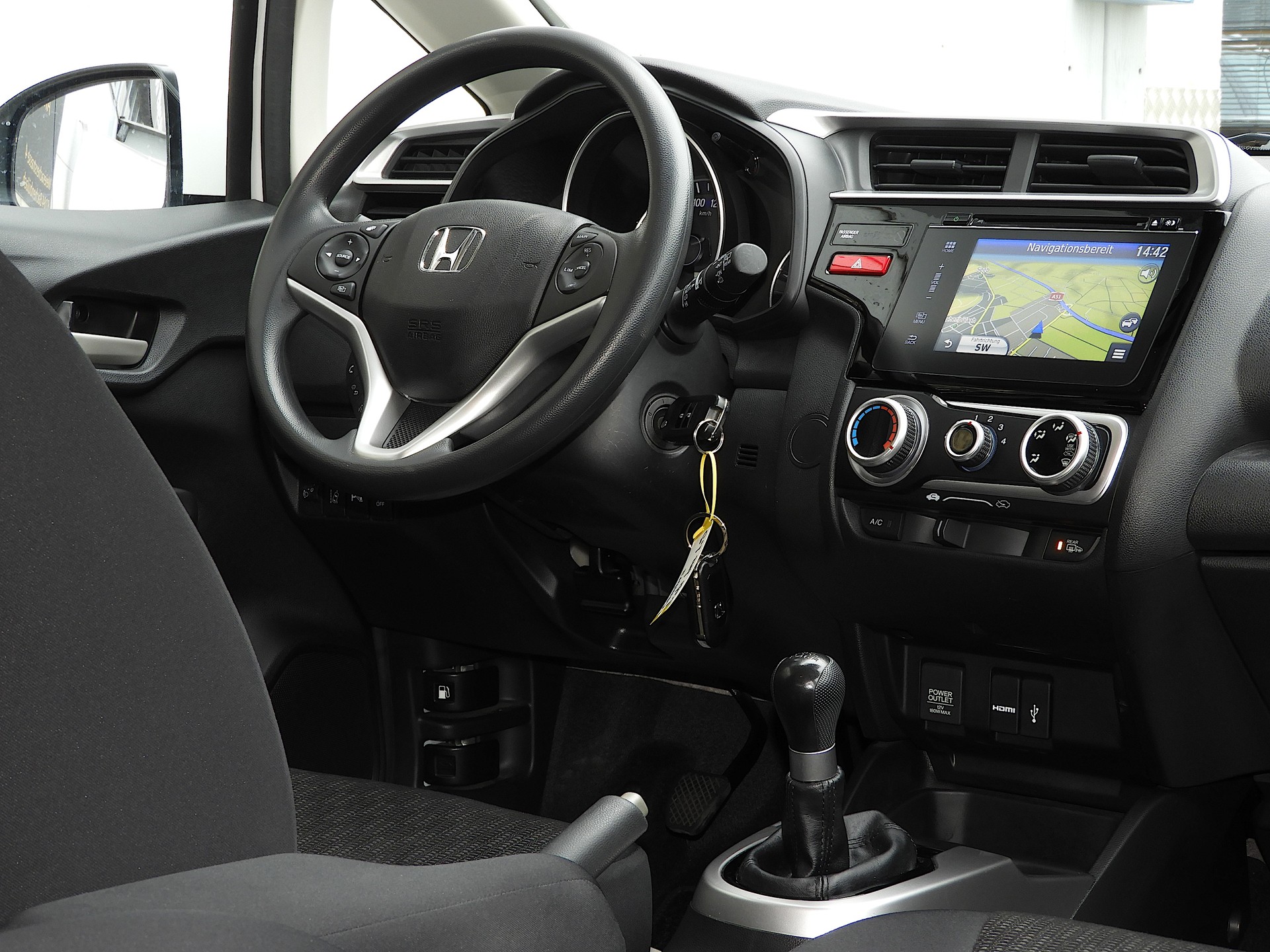 HONDA Jazz 1.3i-VTEC I aus erster Hand I Honda Service bisher I Garantie inkl. I Top Ausstattung-image-12