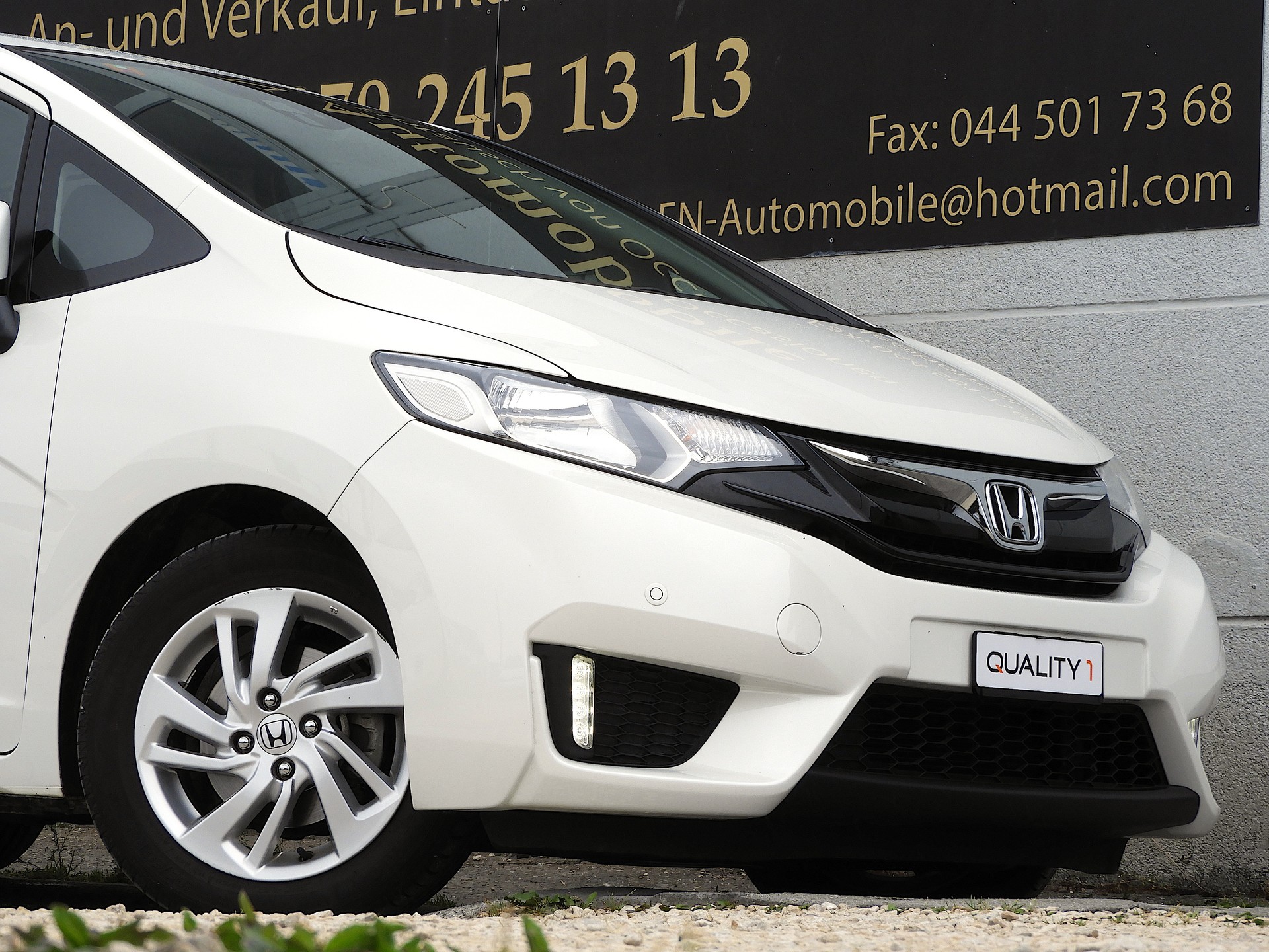 HONDA Jazz 1.3i-VTEC I aus erster Hand I Honda Service bisher I Garantie inkl. I Top Ausstattung-image-3