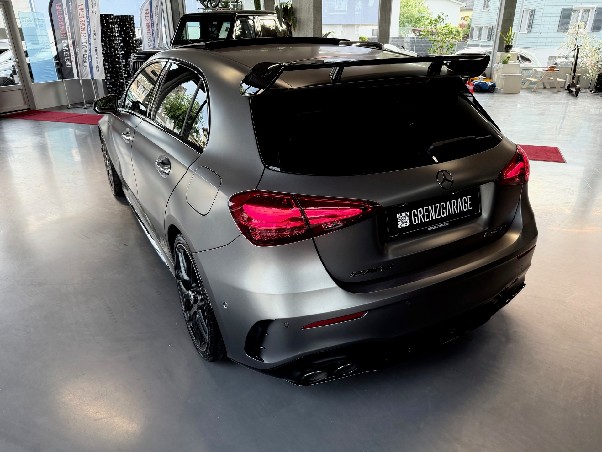 MERCEDES-BENZ A 45 S AMG 4Matic+ Speedshift-image-6