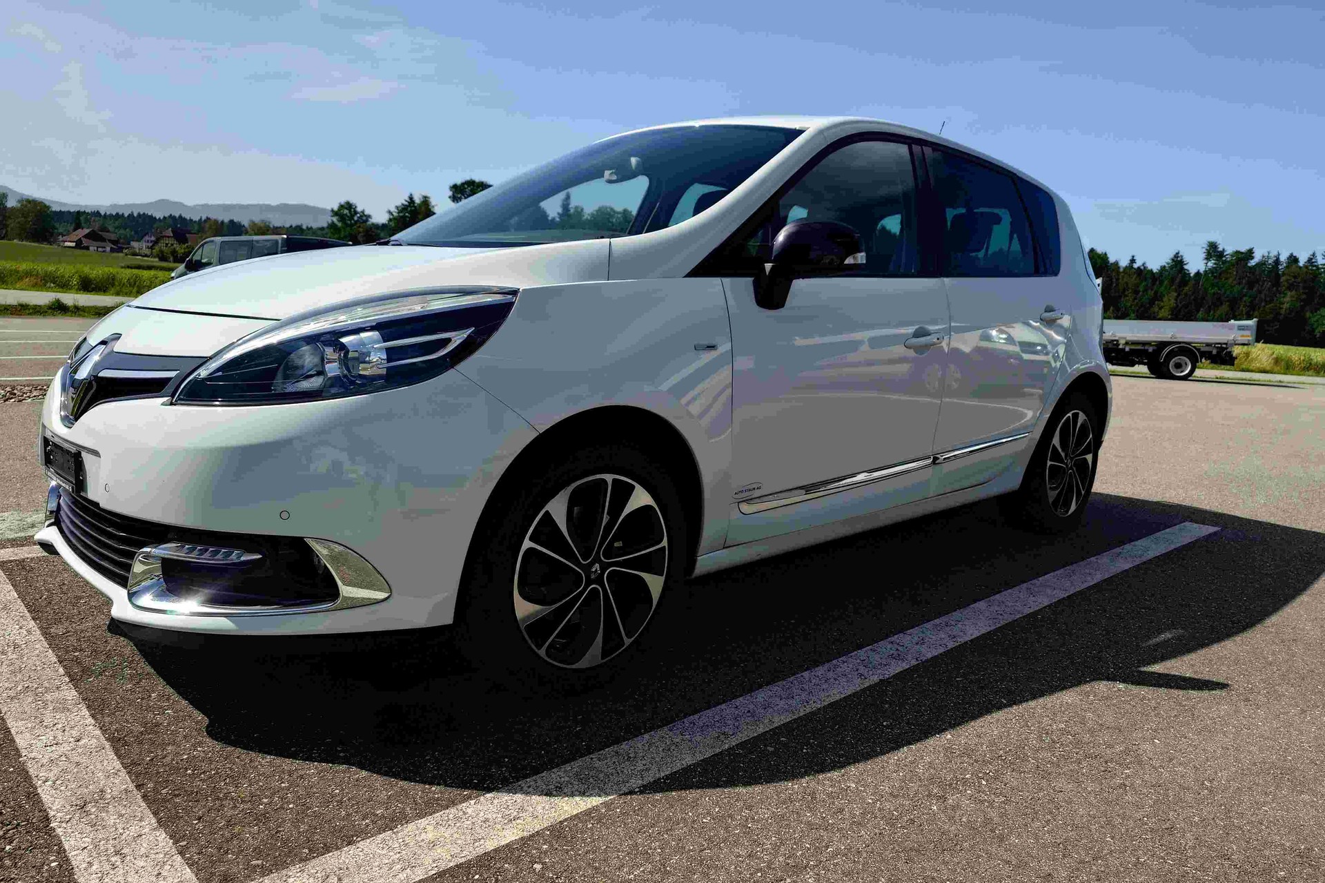 RENAULT Scénic 1.2 TCe 130 Bose S/S-image-3