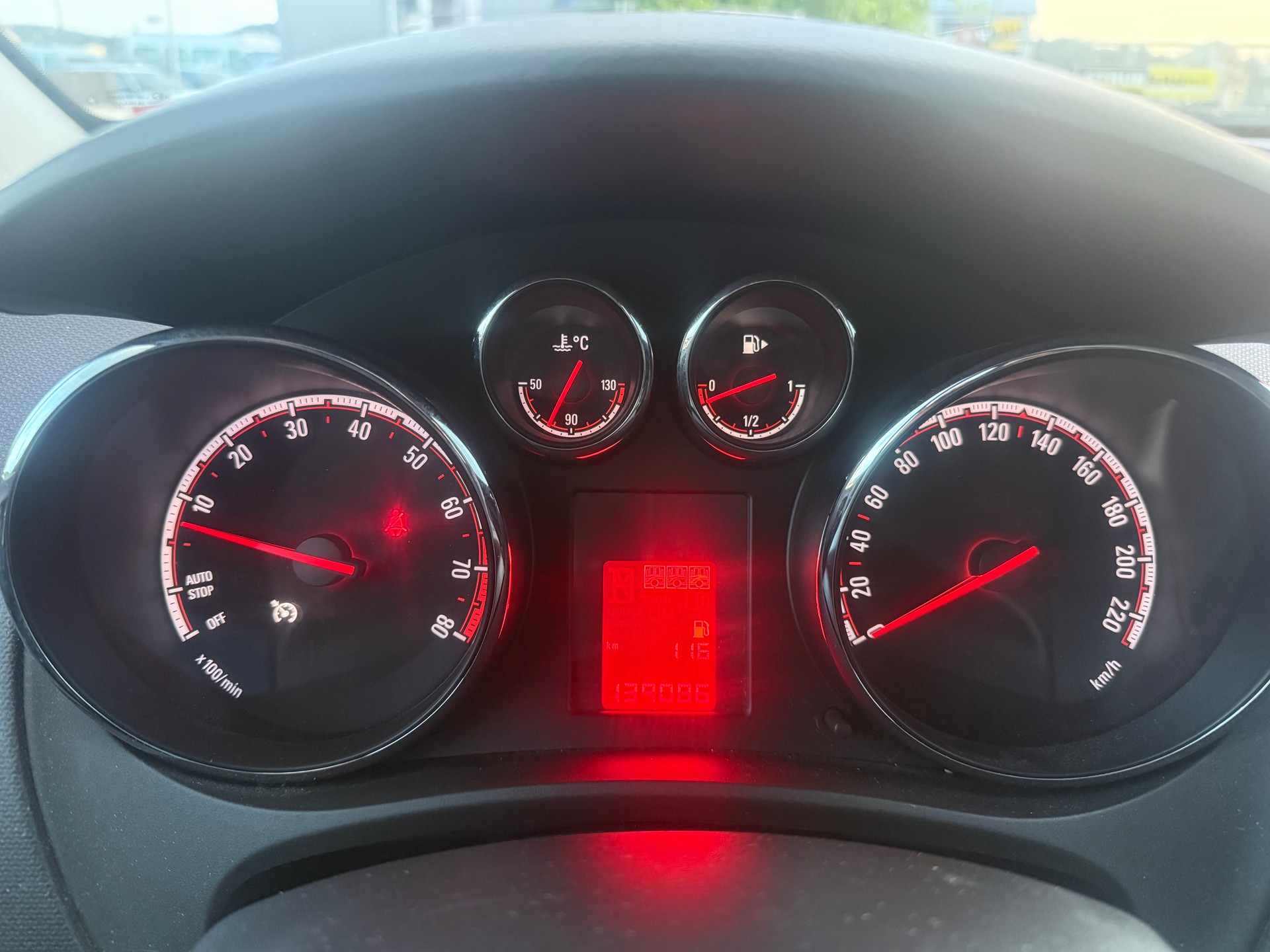 OPEL Meriva 1.4 Turbo Cosmo-image-12