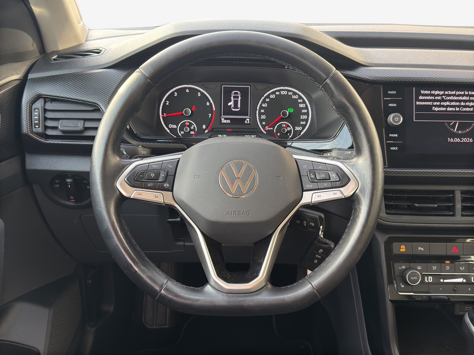 VW T-Cross 1.0 TSI Life DSG-image-9