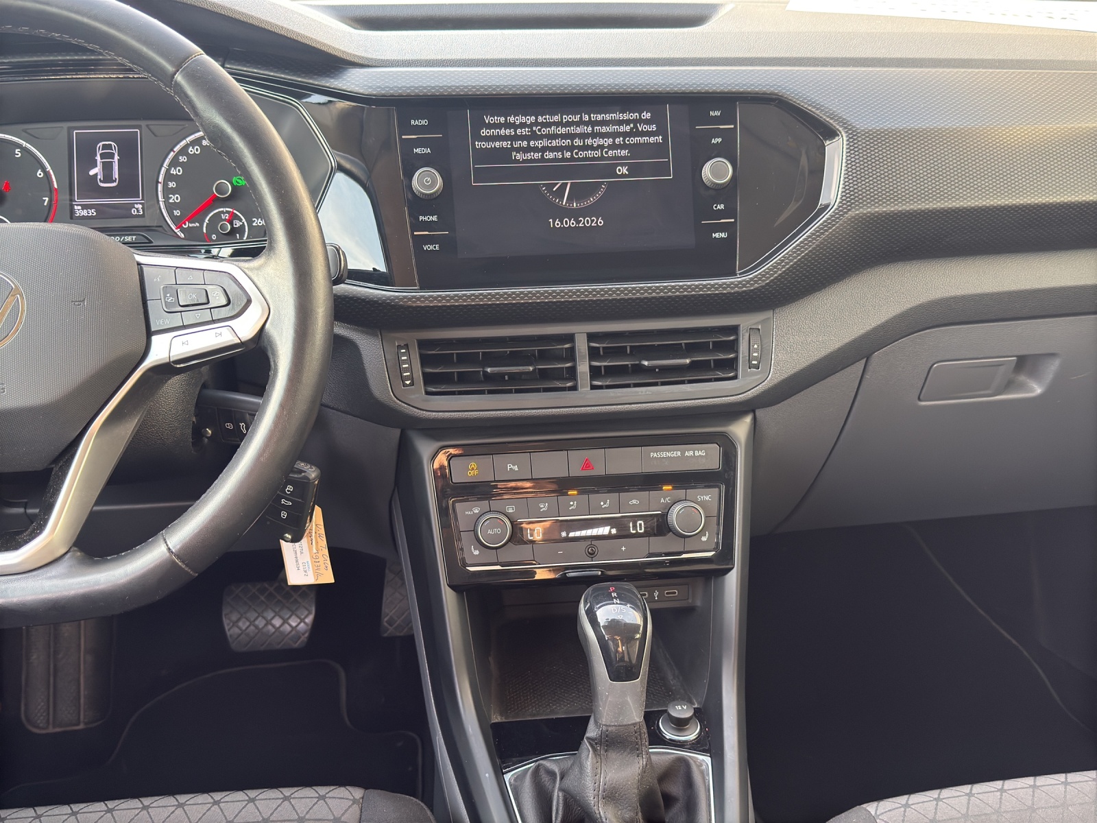 VW T-Cross 1.0 TSI Life DSG-image-10