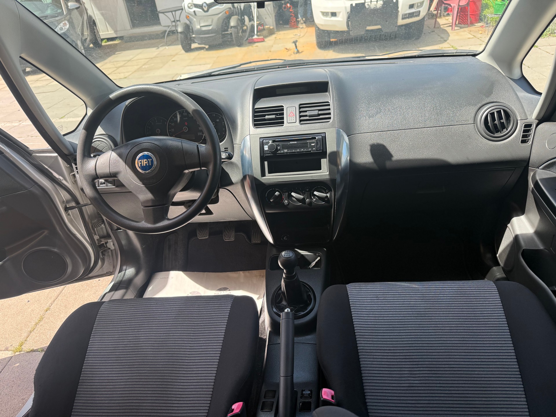 FIAT Sedici 1.6 4WD Dynamic-image-7