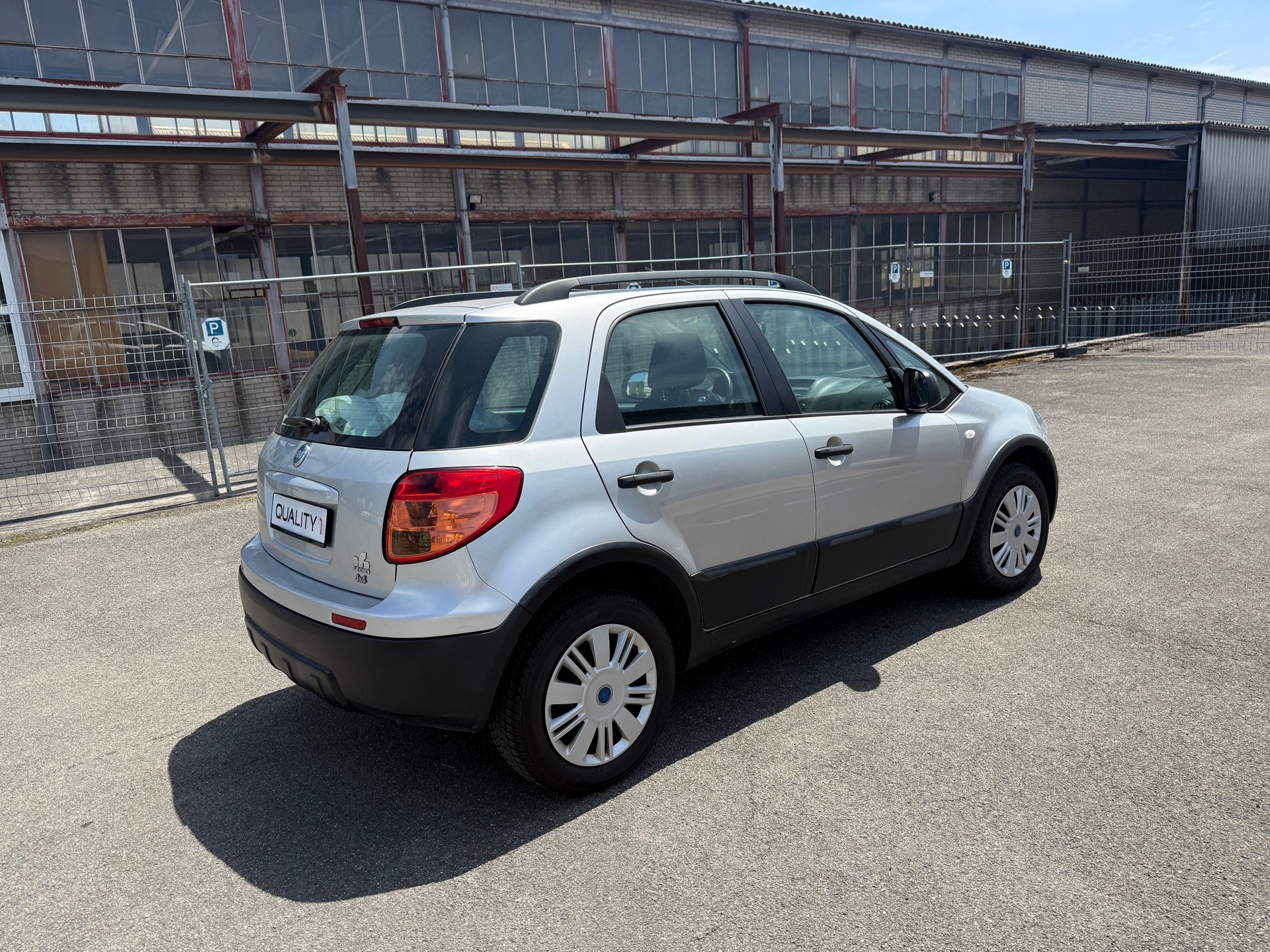 FIAT Sedici 1.6 4WD Dynamic-image-3