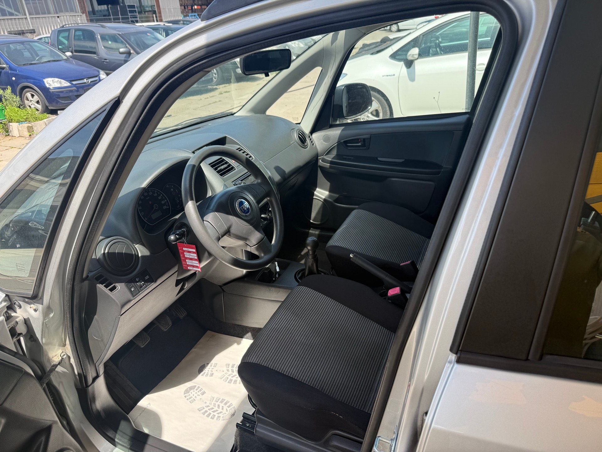 FIAT Sedici 1.6 4WD Dynamic-image-8