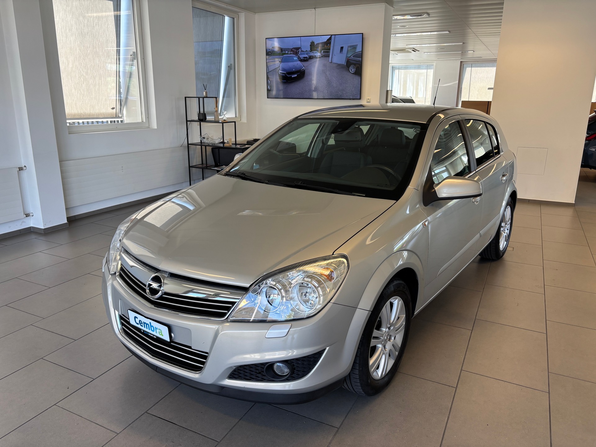 OPEL Astra 1.8i 16V Cosmo-image-0