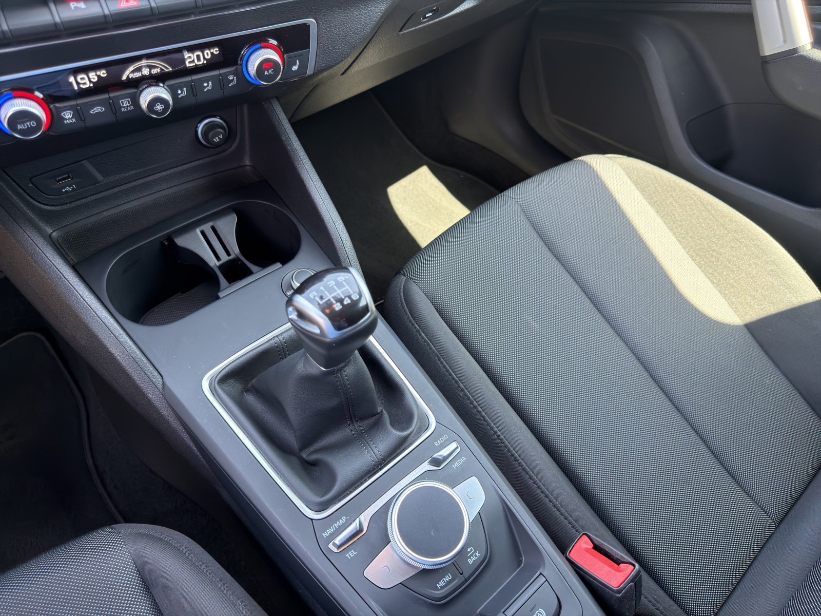 AUDI Q2 35 TFSI-image-14