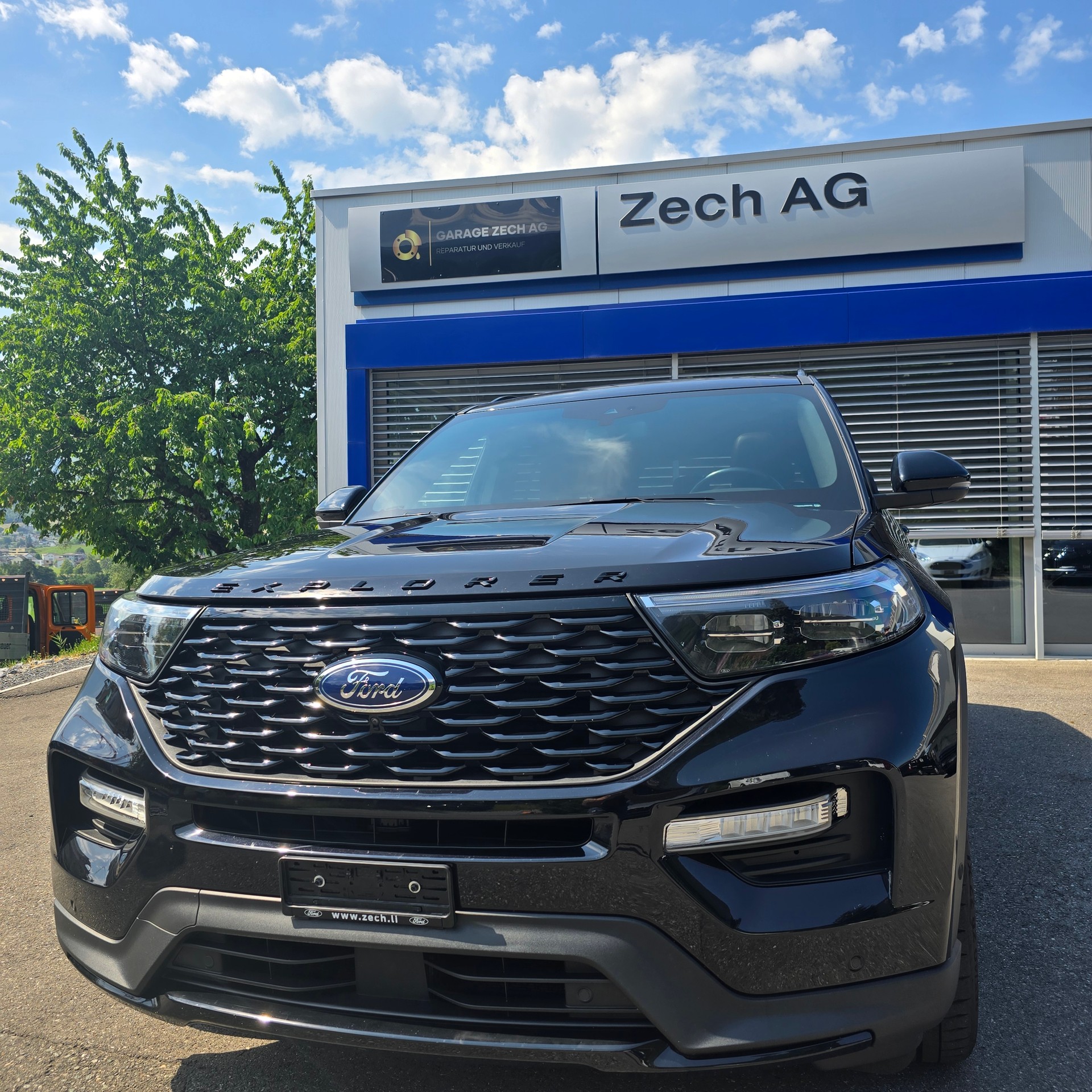 FORD Explorer 3.0 V6 Plug-in Hybrid ST-Line-image-6