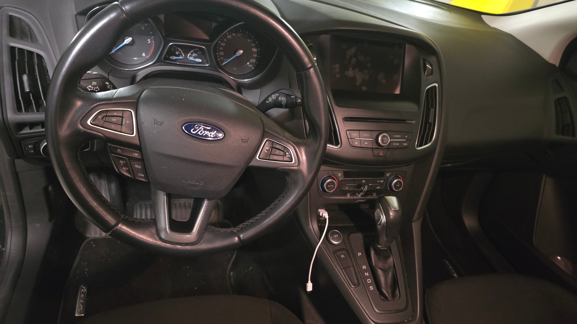 FORD 1.5 TDCi 120 Business-image-5