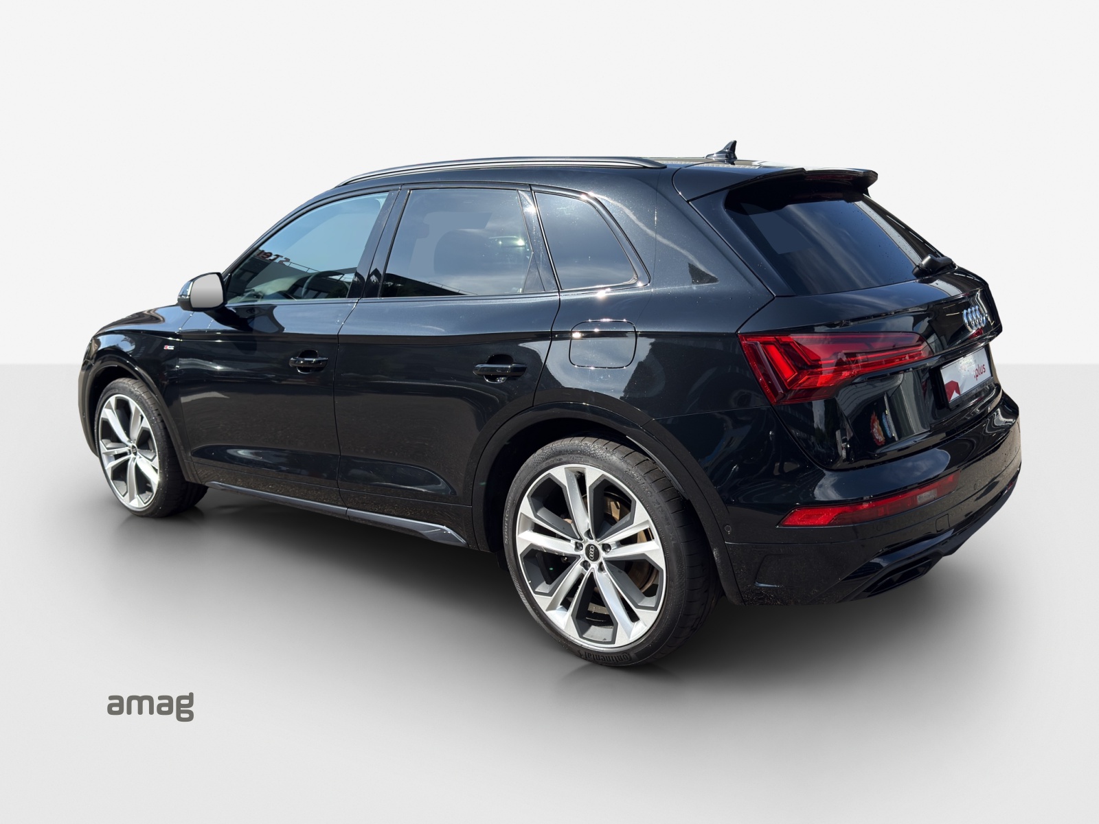 AUDI Q5 50 TFSI e PHEV S line quattro S-tronic-showroom-element-2